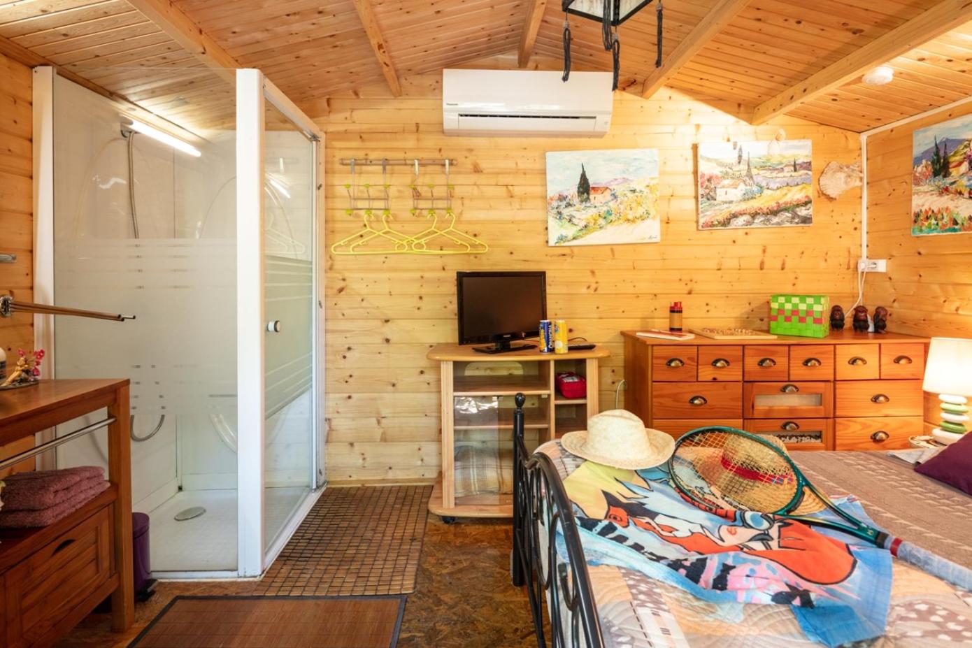 Double Room with Garden View - Photo 5