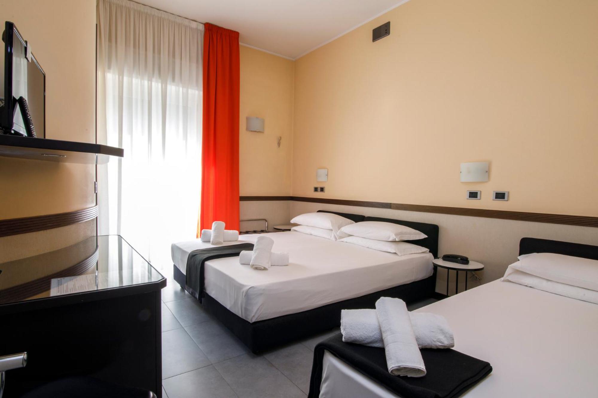 Triple Room with Balcony photo 1