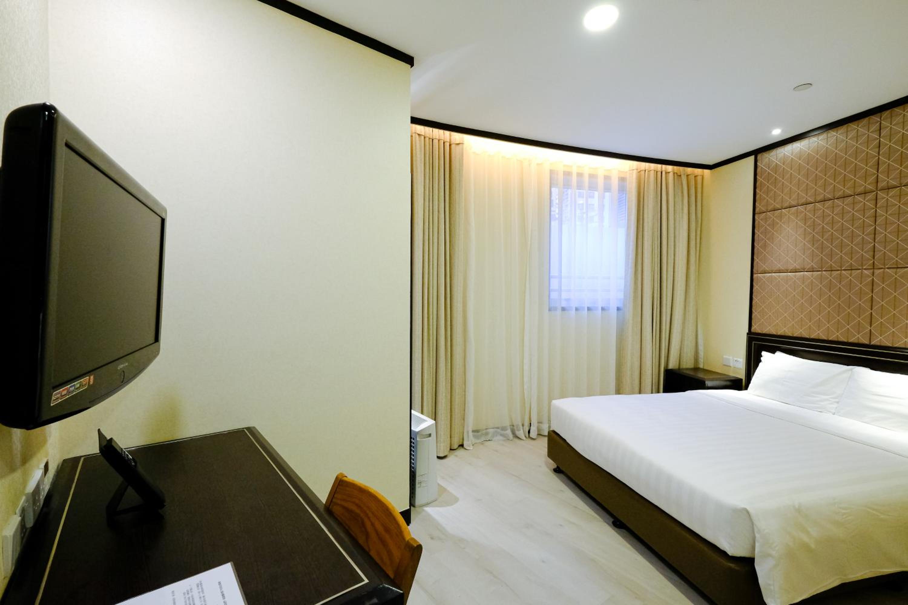 Pacific Plus Room photo 1