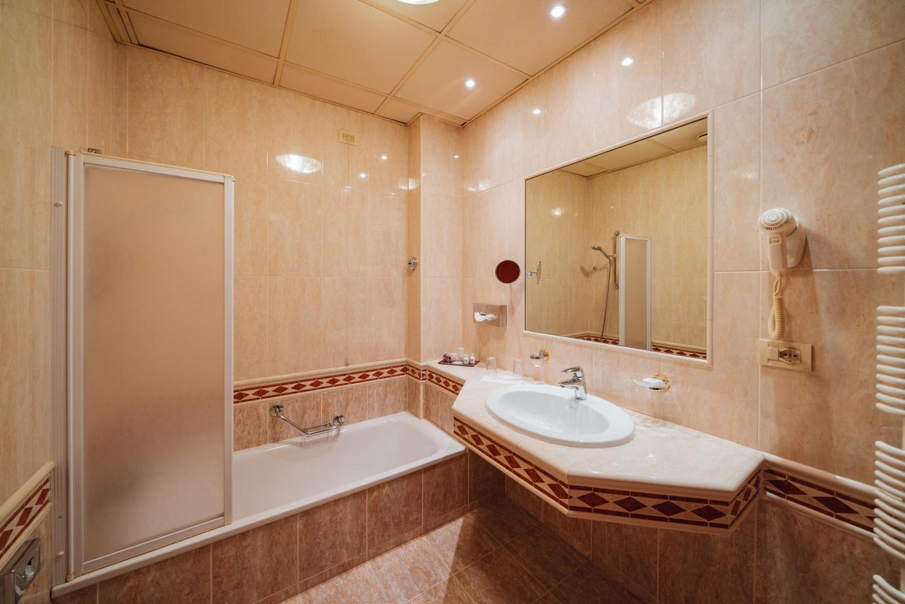 Comfort Double or Twin Room - Photo 2