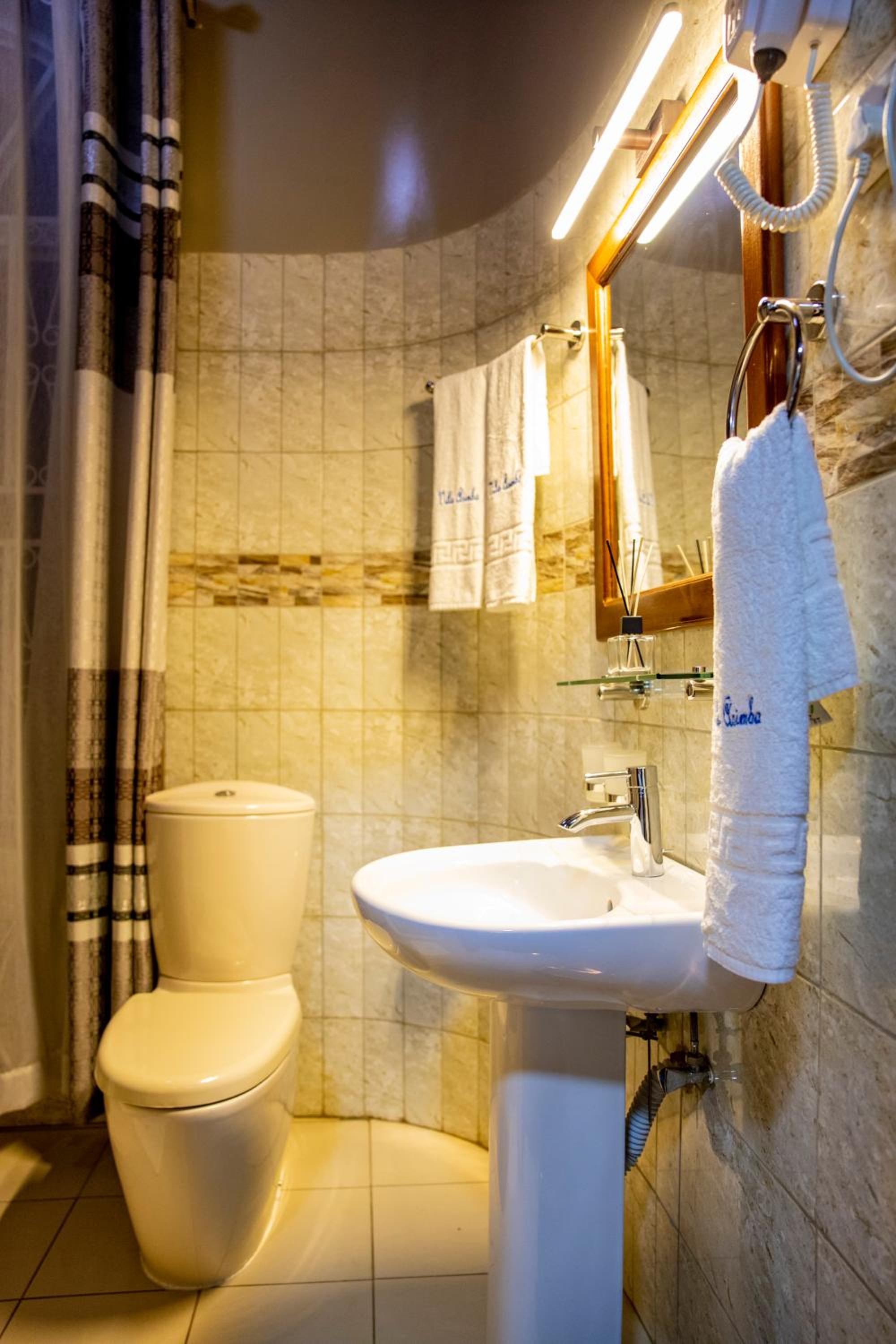 Small Single Room photo 2
