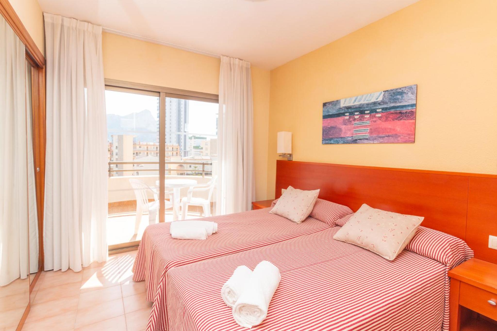One-Bedroom Apartment with Terrace - Photo 8