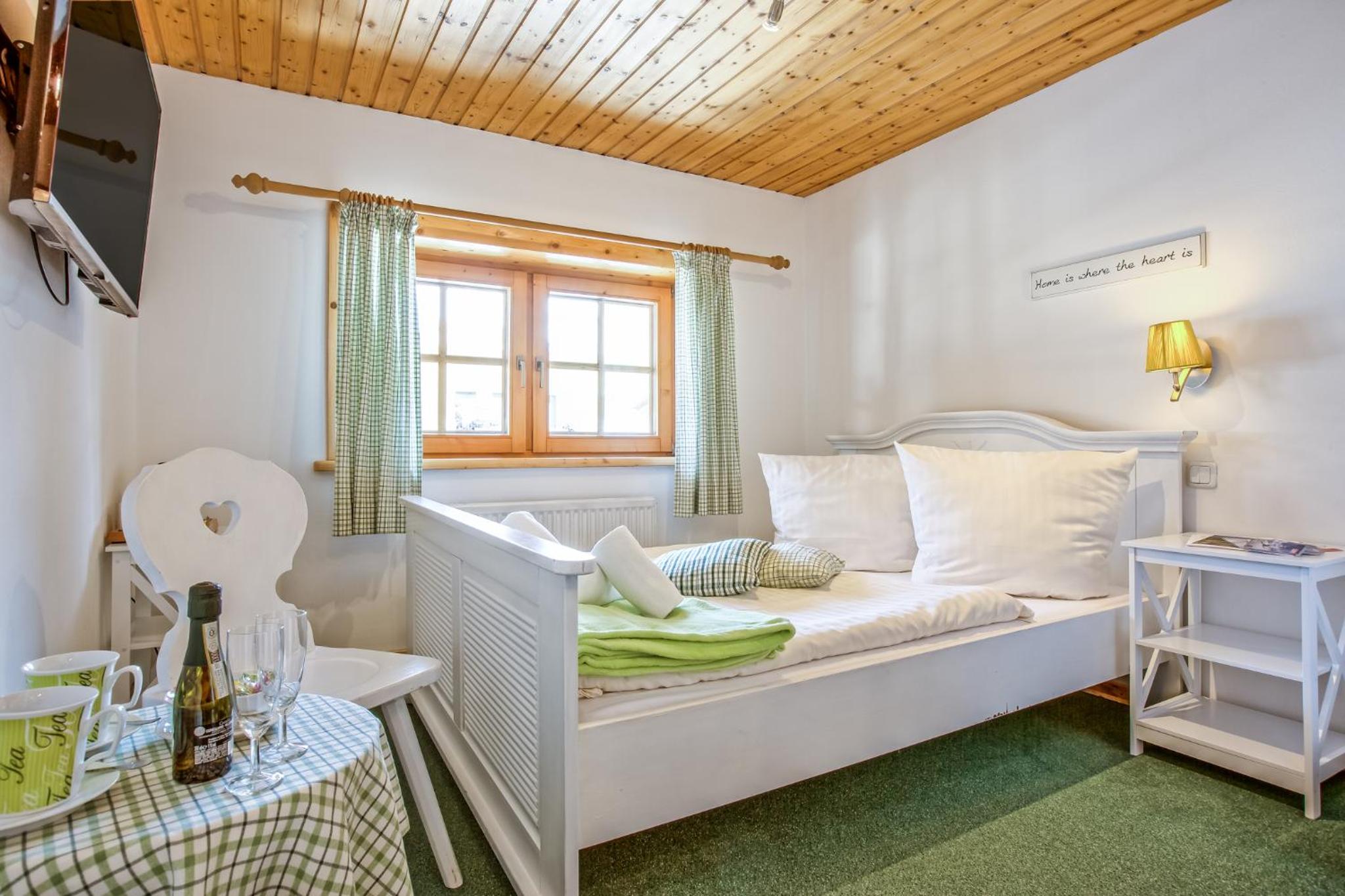 Single Room photo 3