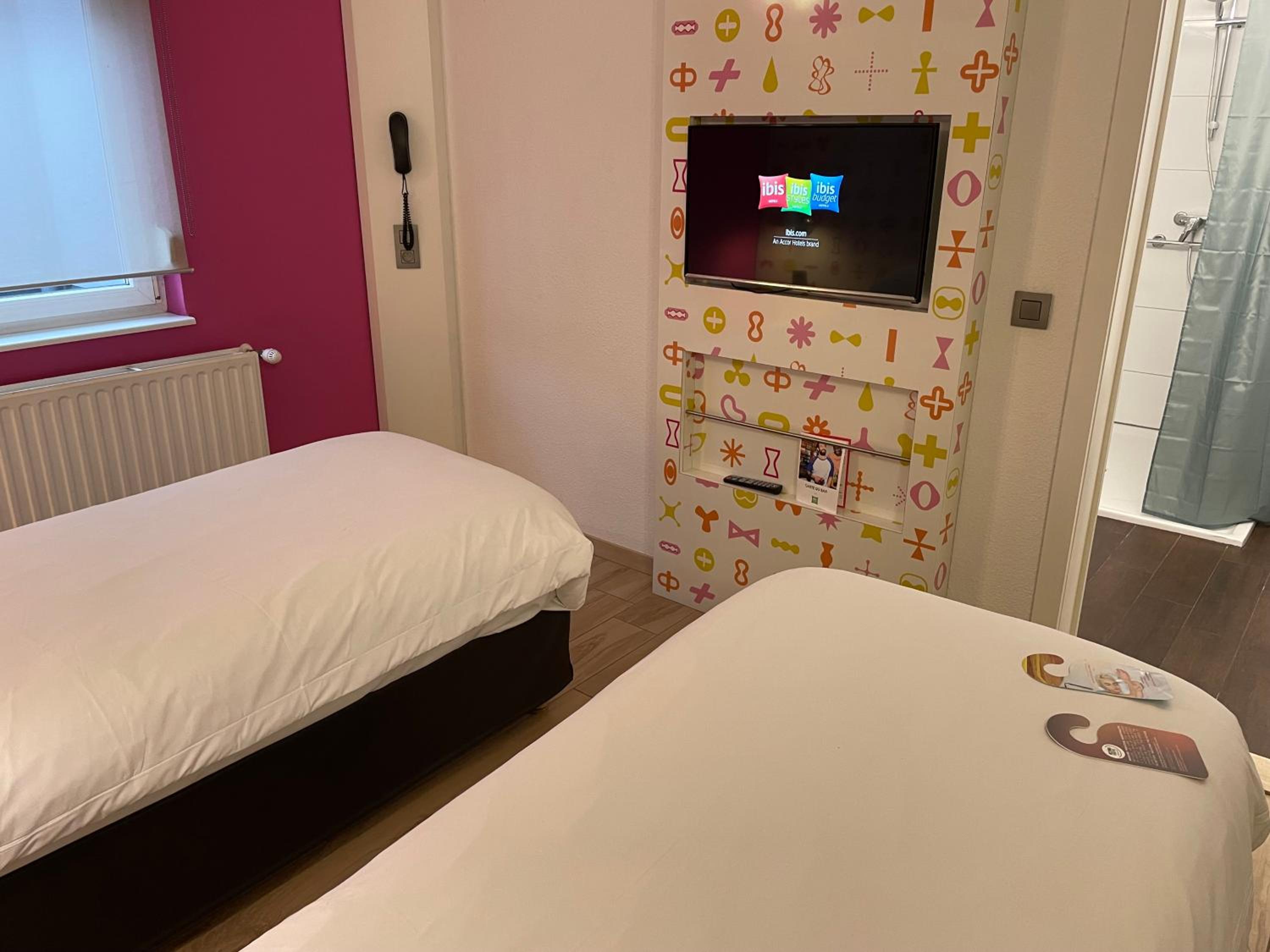 Standard Twin Room