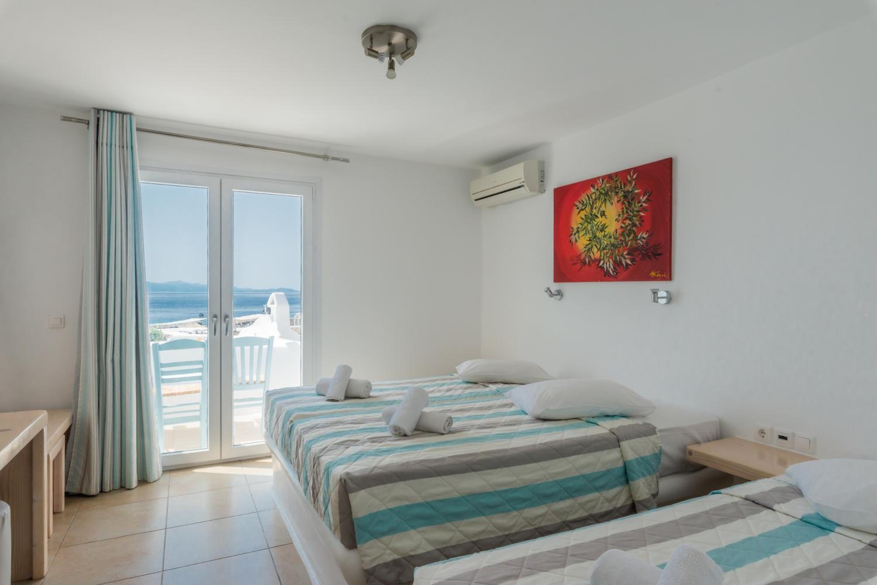 Superior Triple Room with Sea View photo 1