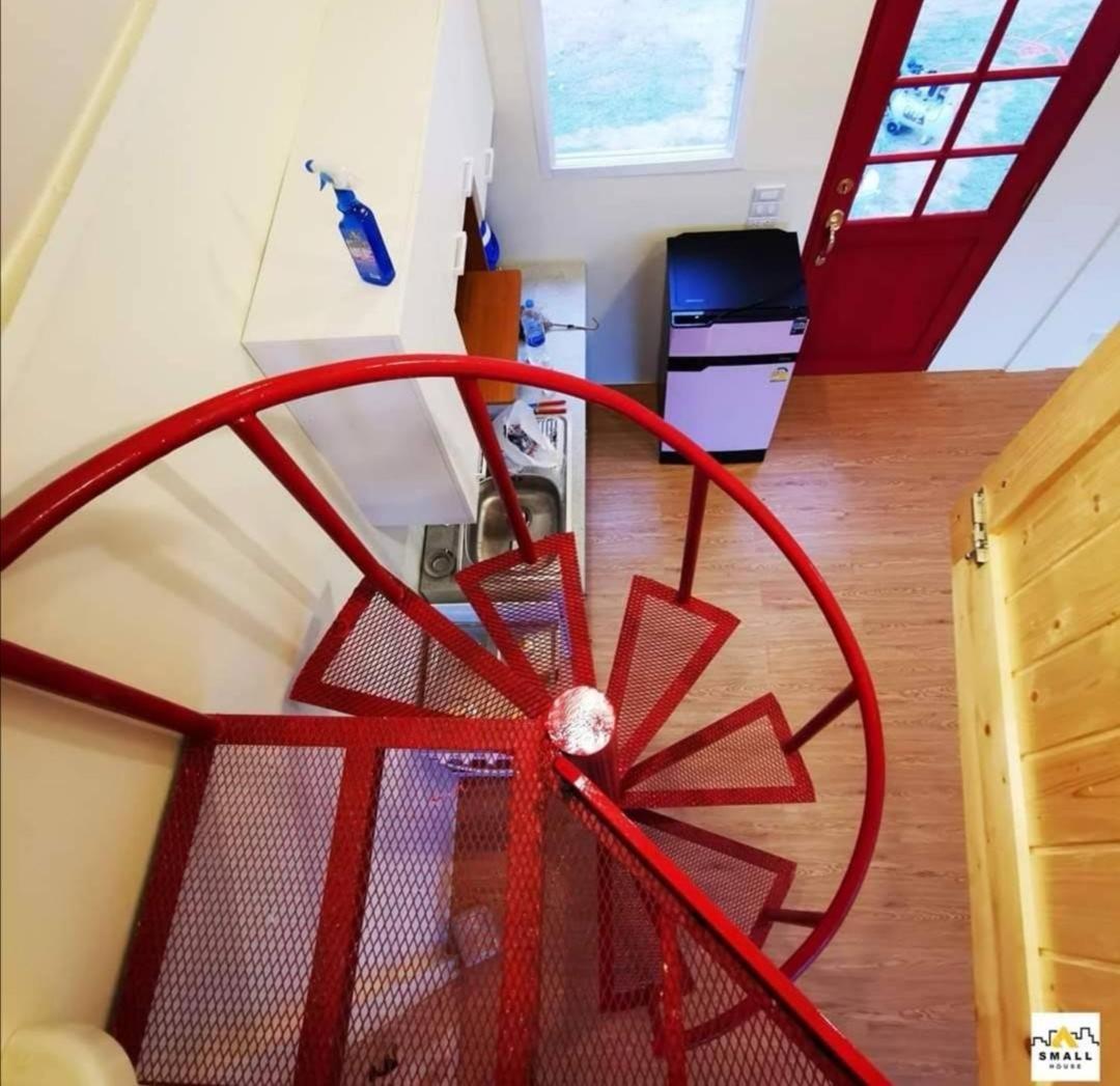 Two-Bedroom House - Photo 36