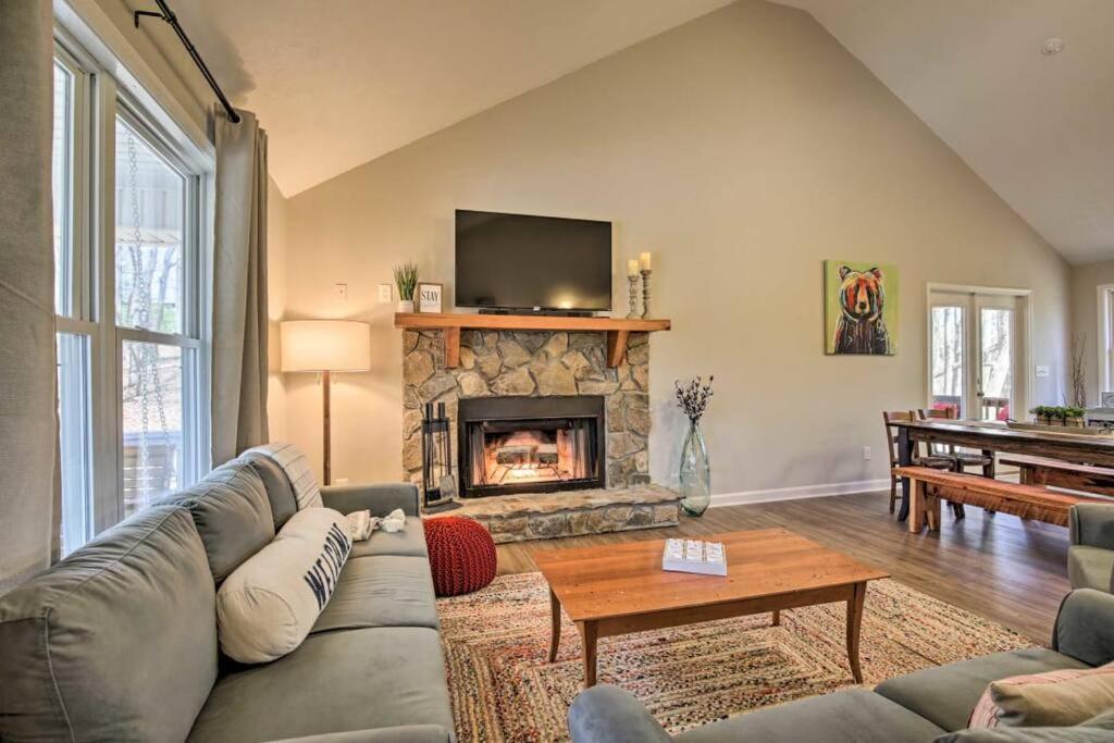 Family Room photo 1
