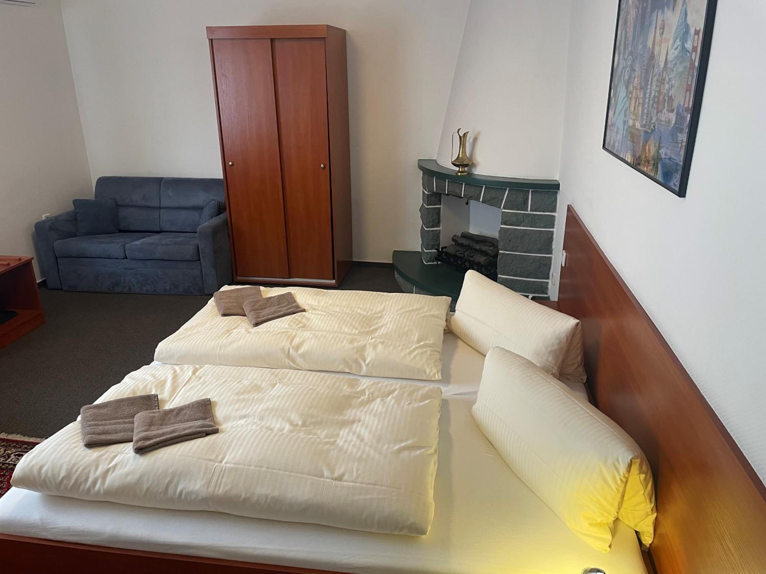 Double Room photo 3