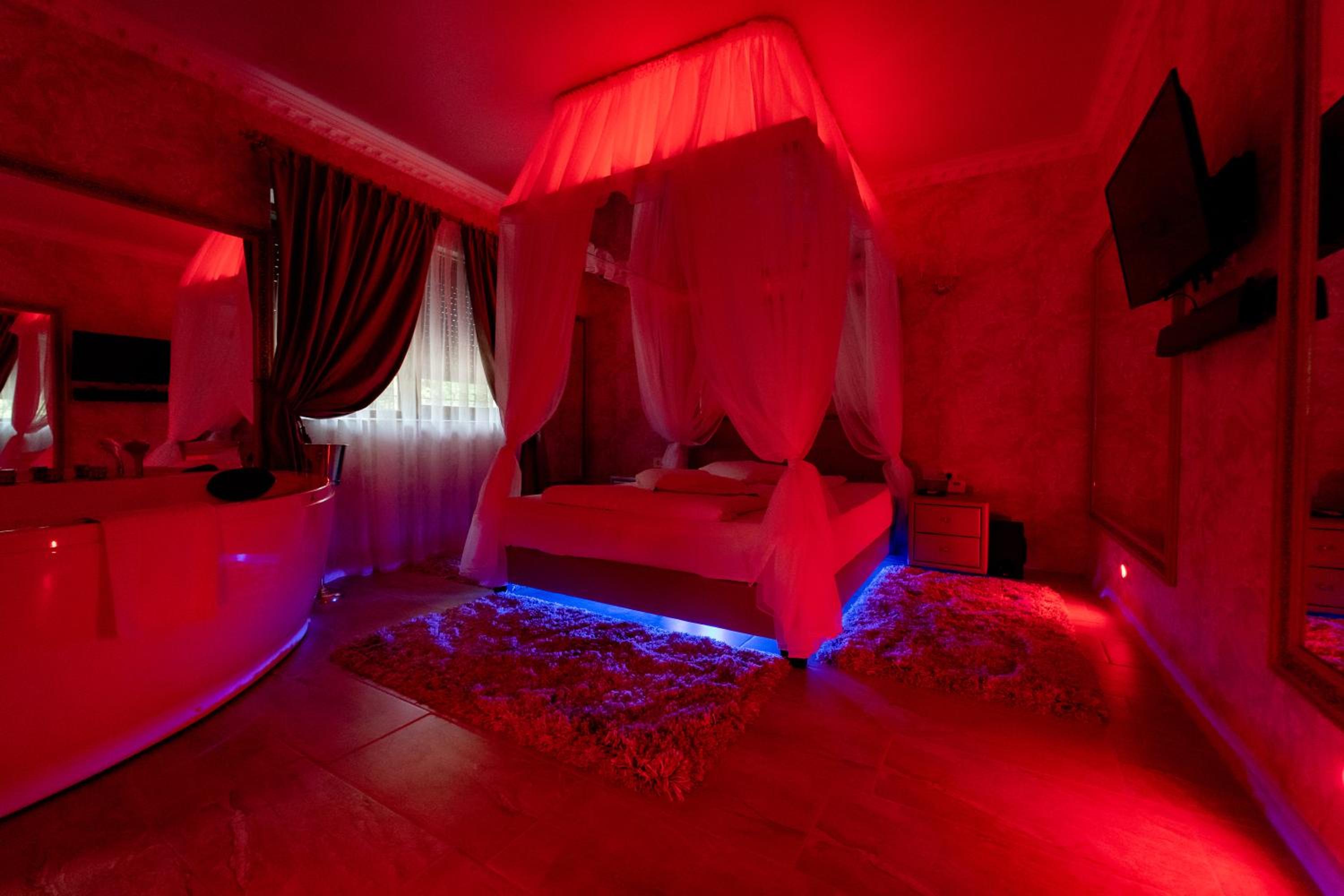 Room 1