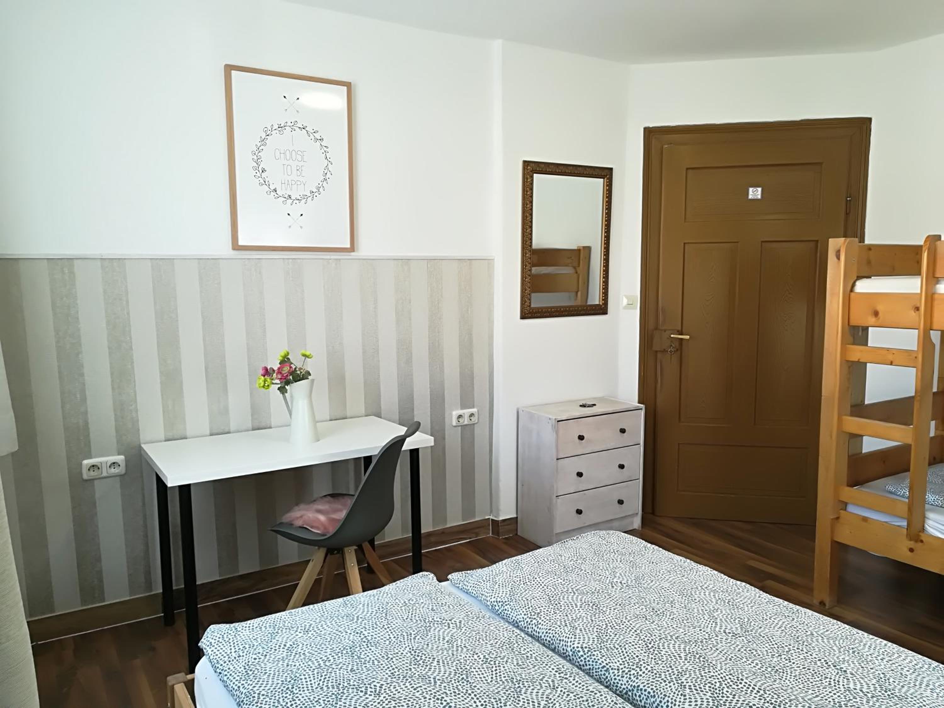 Quadruple Room with Private External Bathroom photo 1