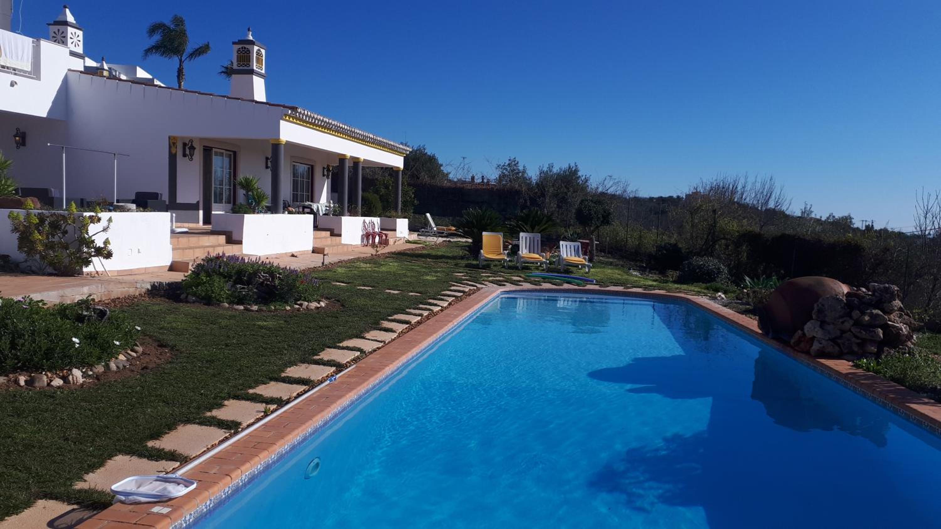 Villa photo 2