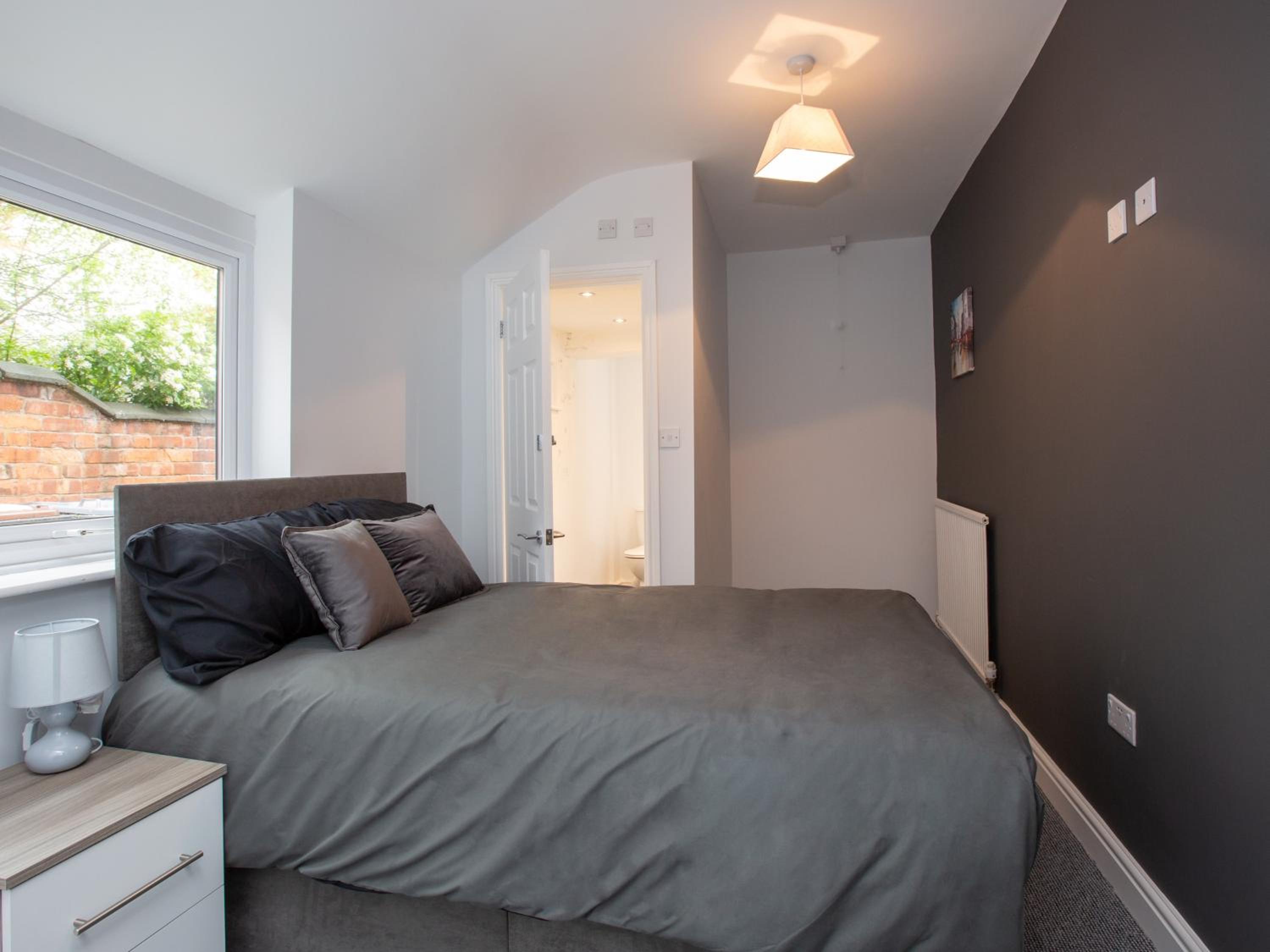 Double Room with Private Bathroom photo 2