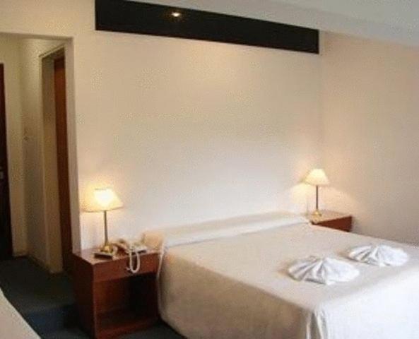 Double or Twin Room photo 1