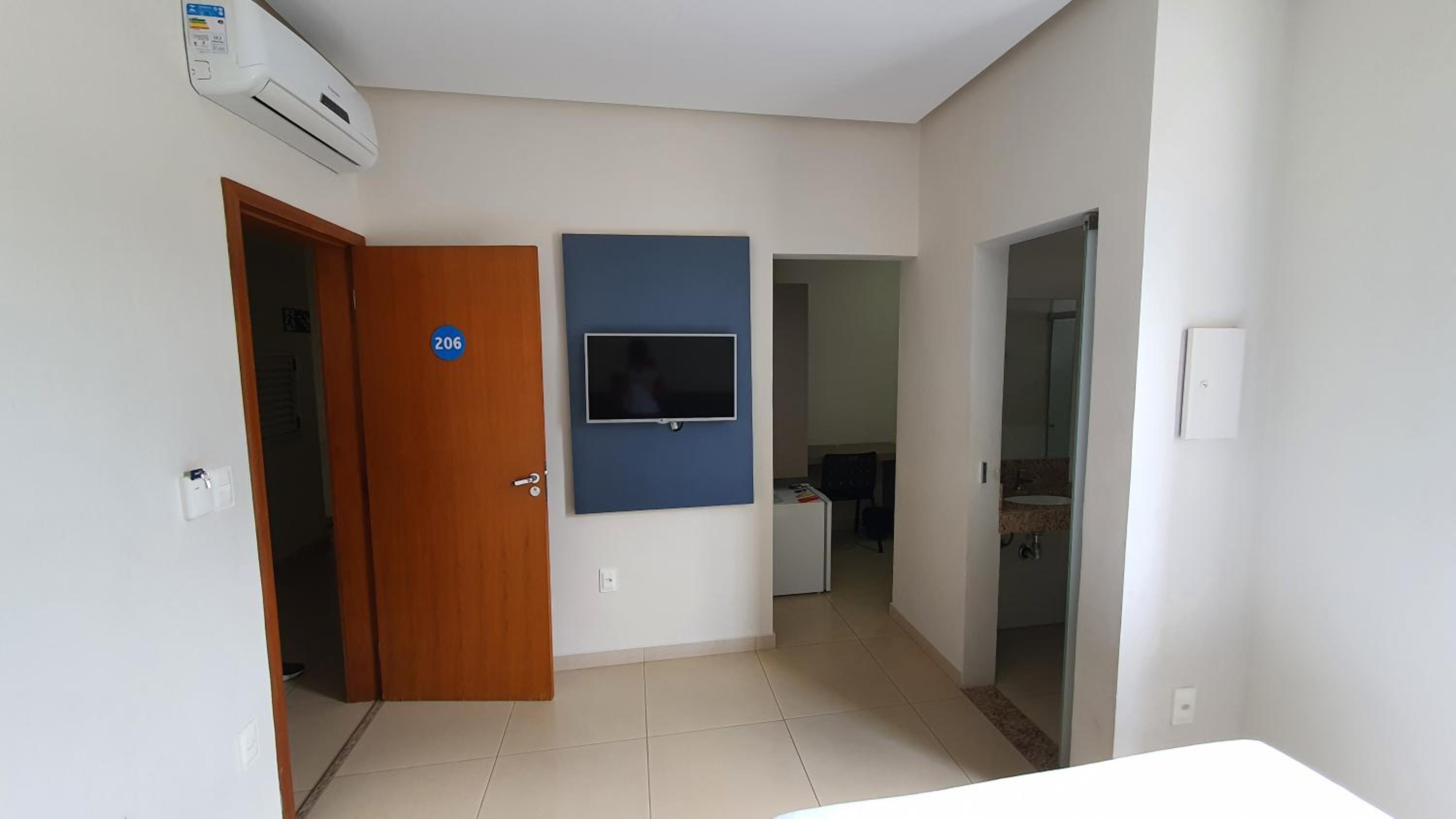 Deluxe Triple Room photo 2
