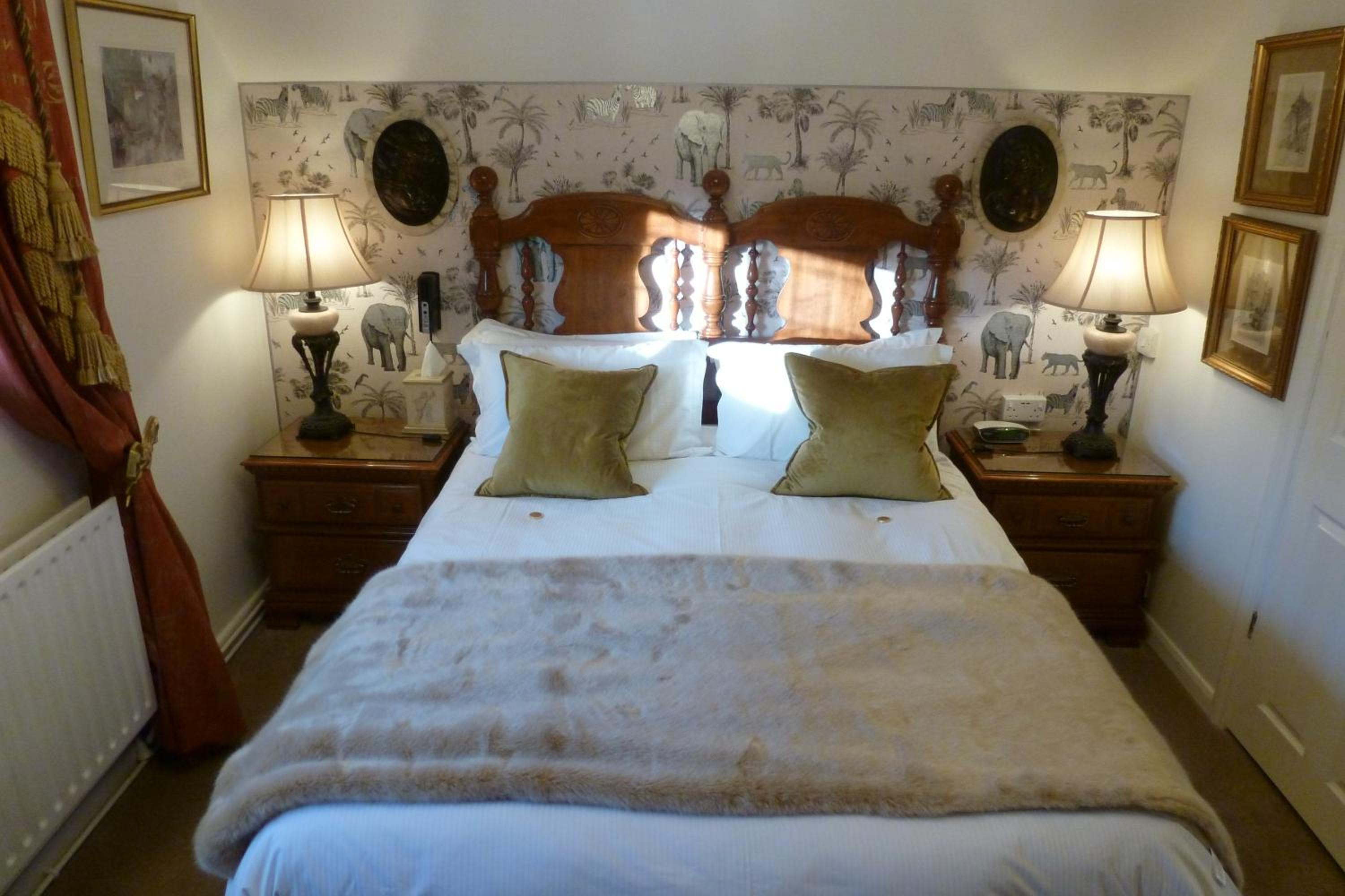 Large Double Room photo 2
