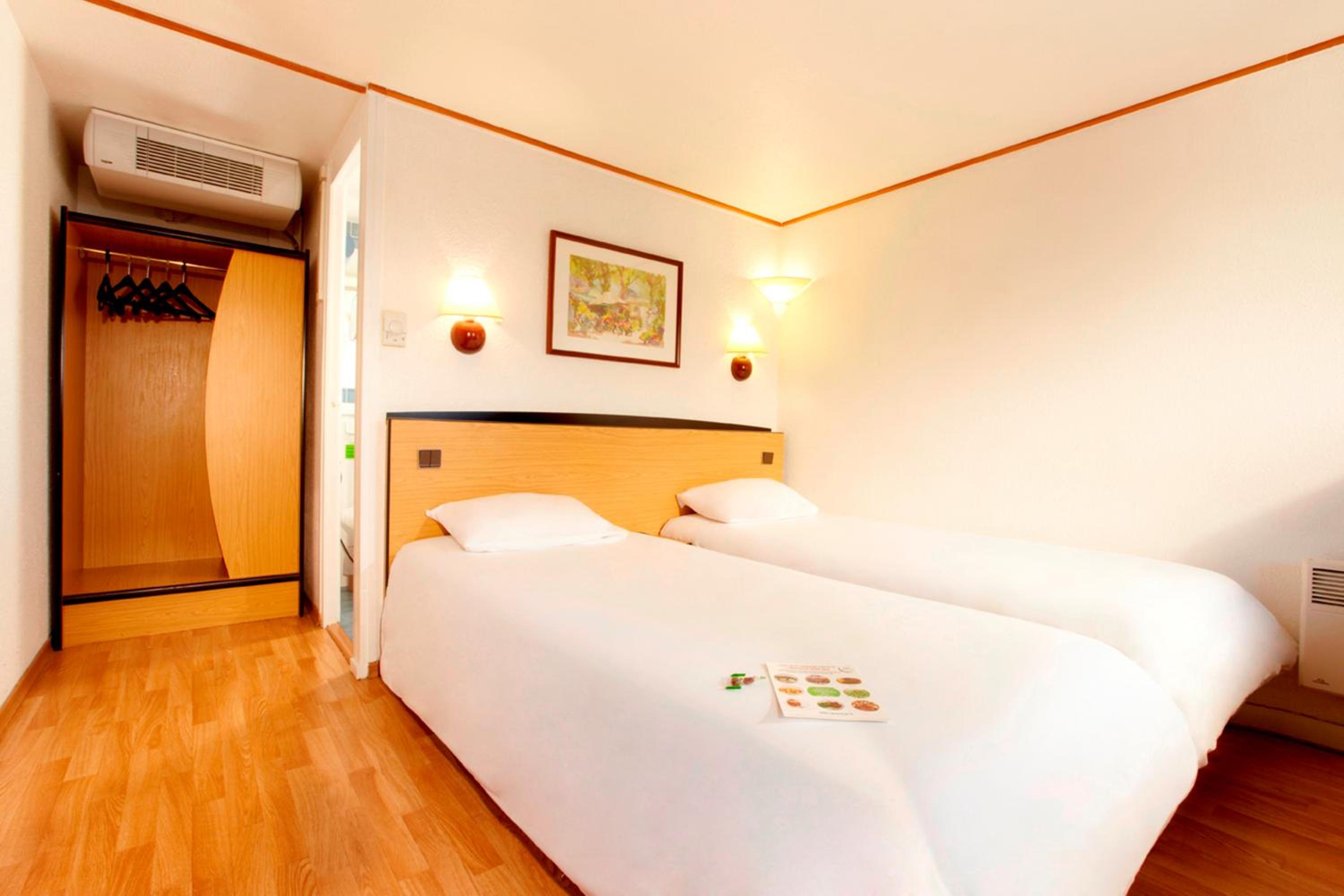 Twin Room photo 2