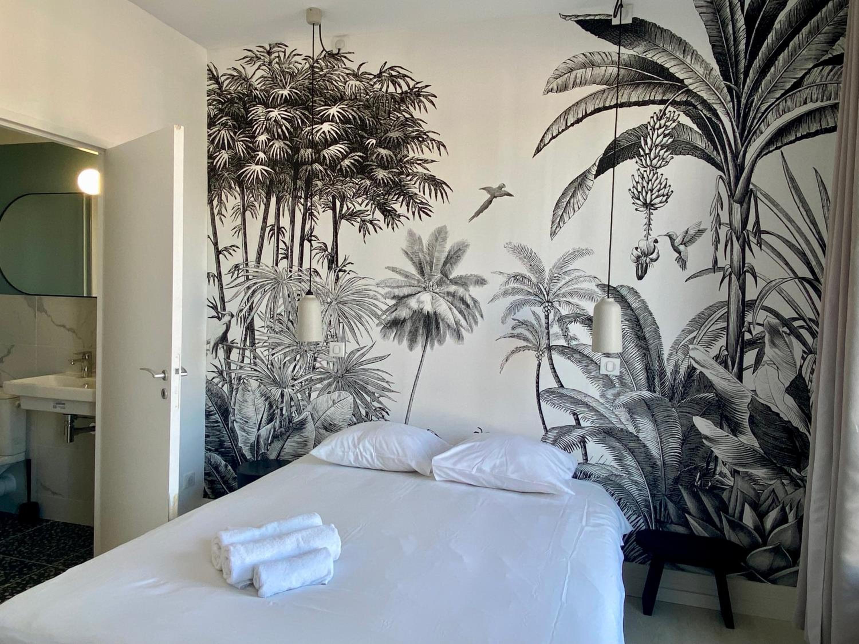 Double Room - Photo 13