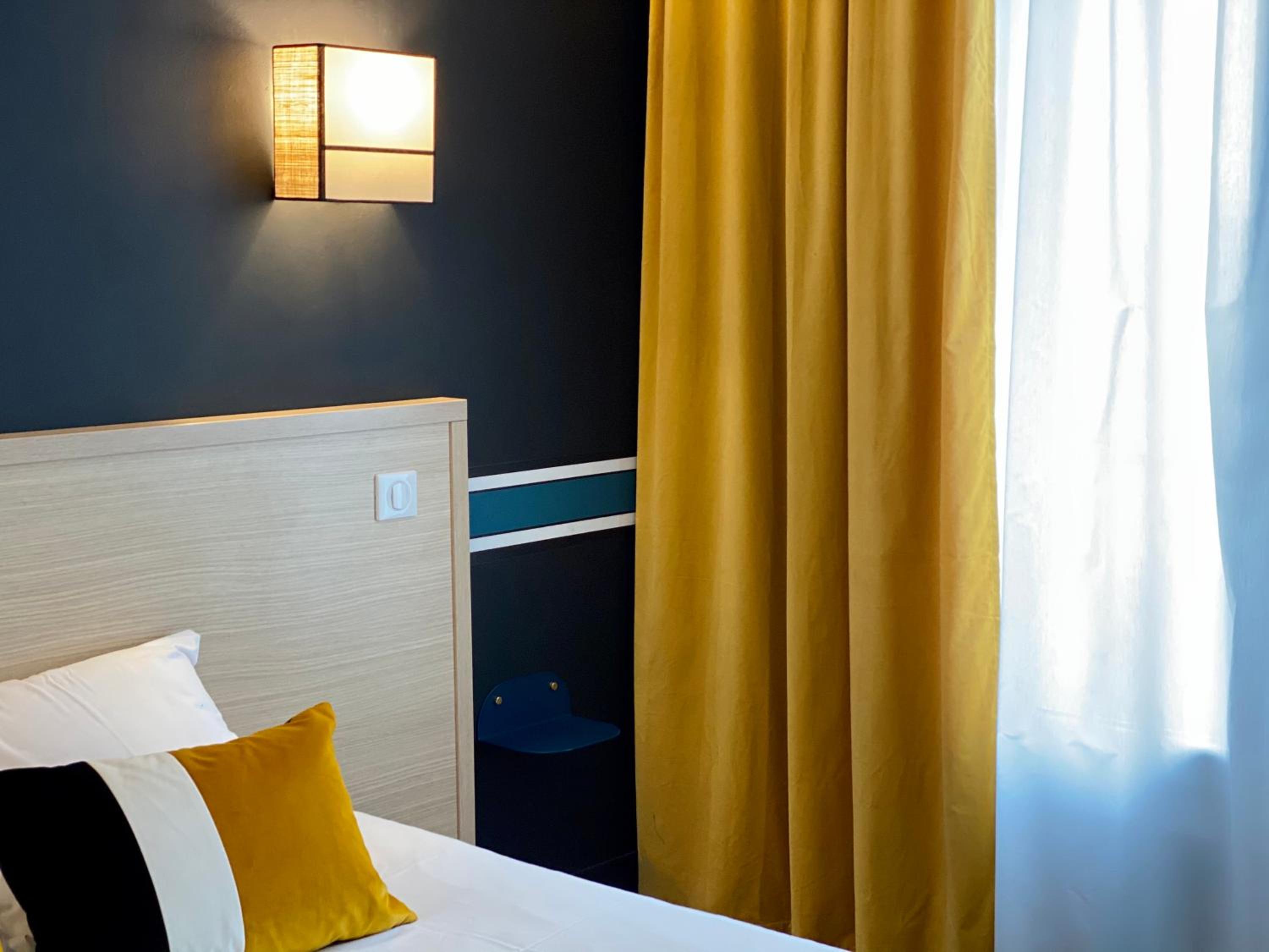 Double Room - Photo 10