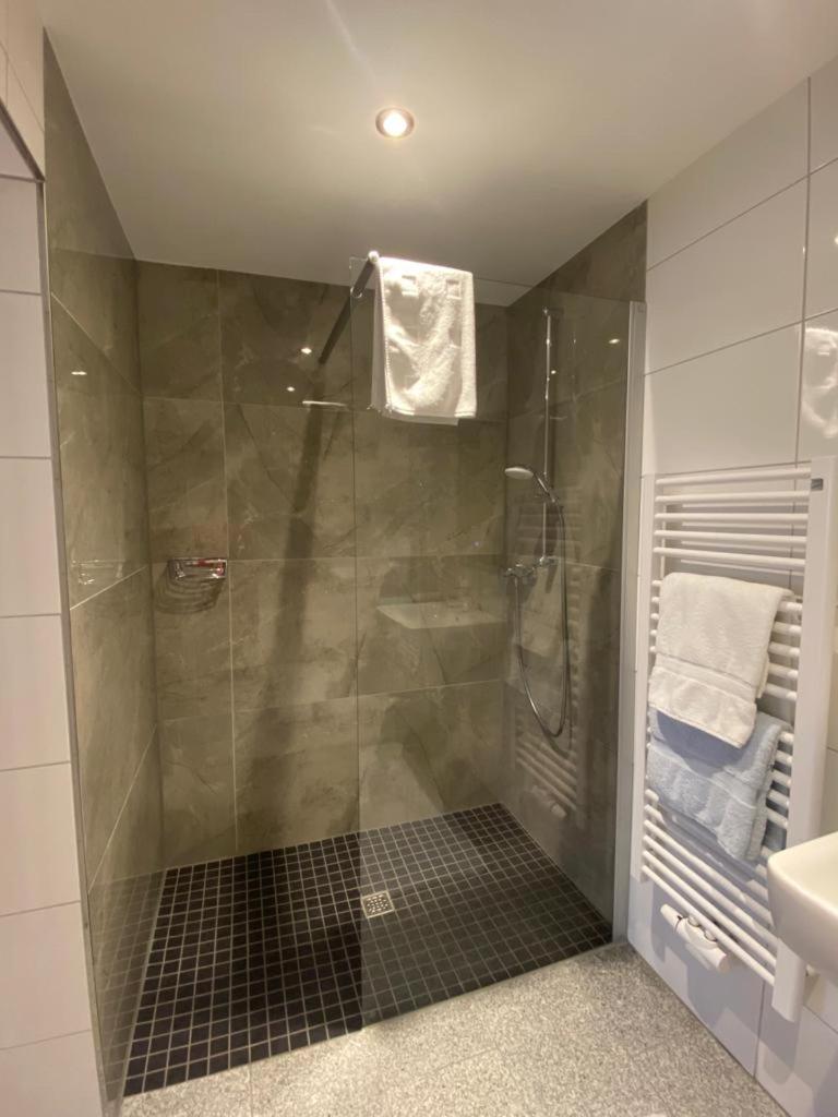 Double Room - Photo 10