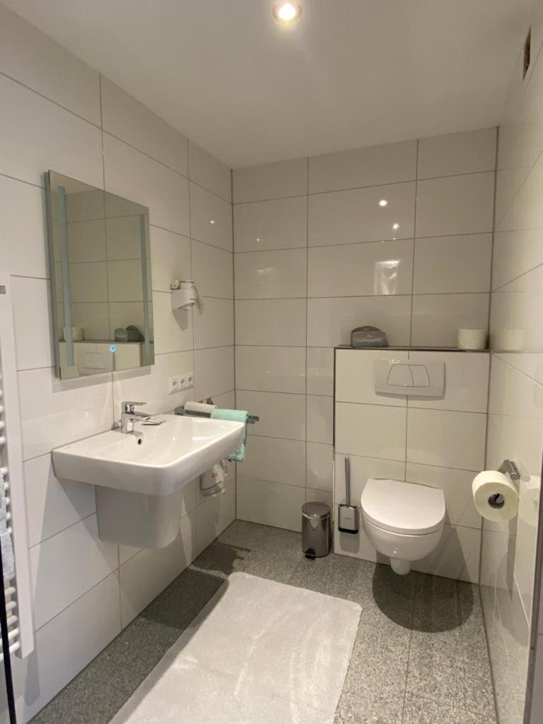 Double Room - Photo 9