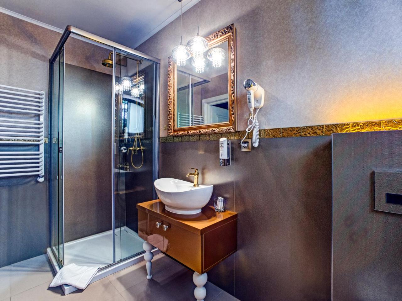 Deluxe Triple Room - Photo 3