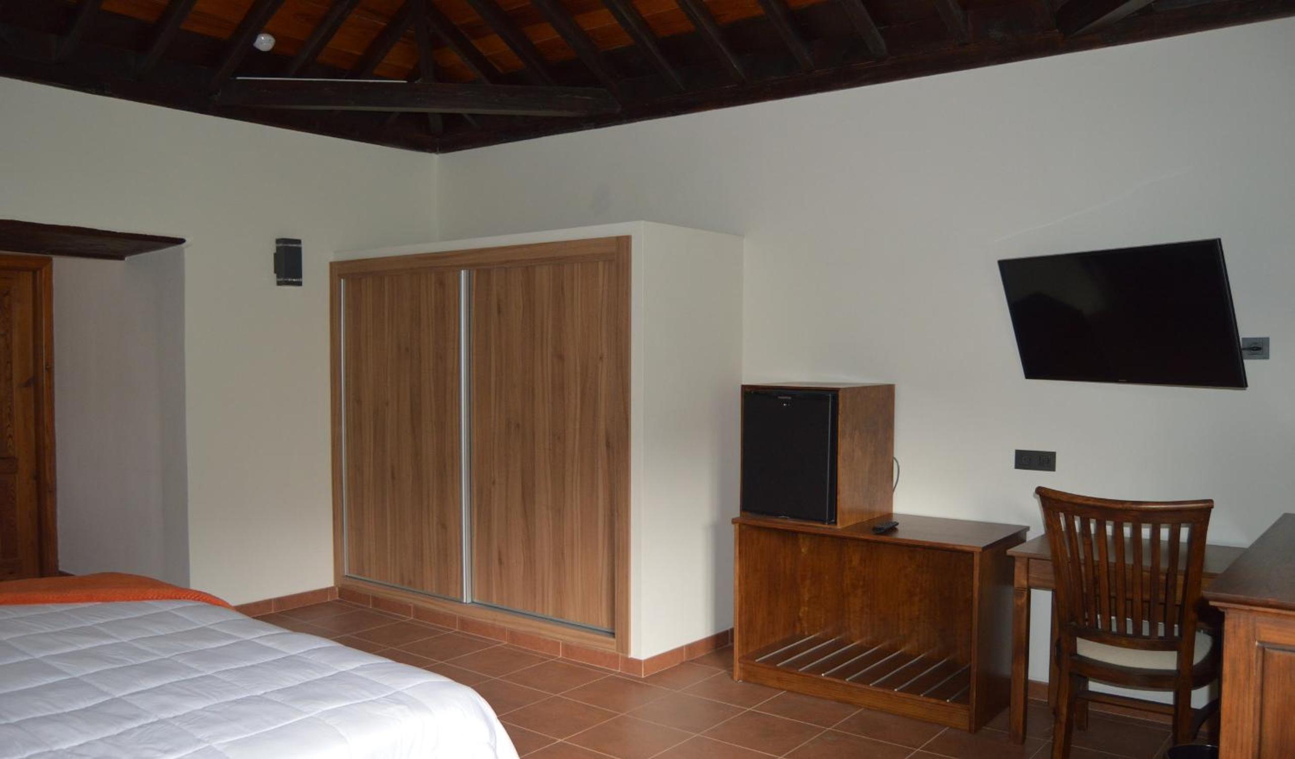 Superior Double Room - Photo 4