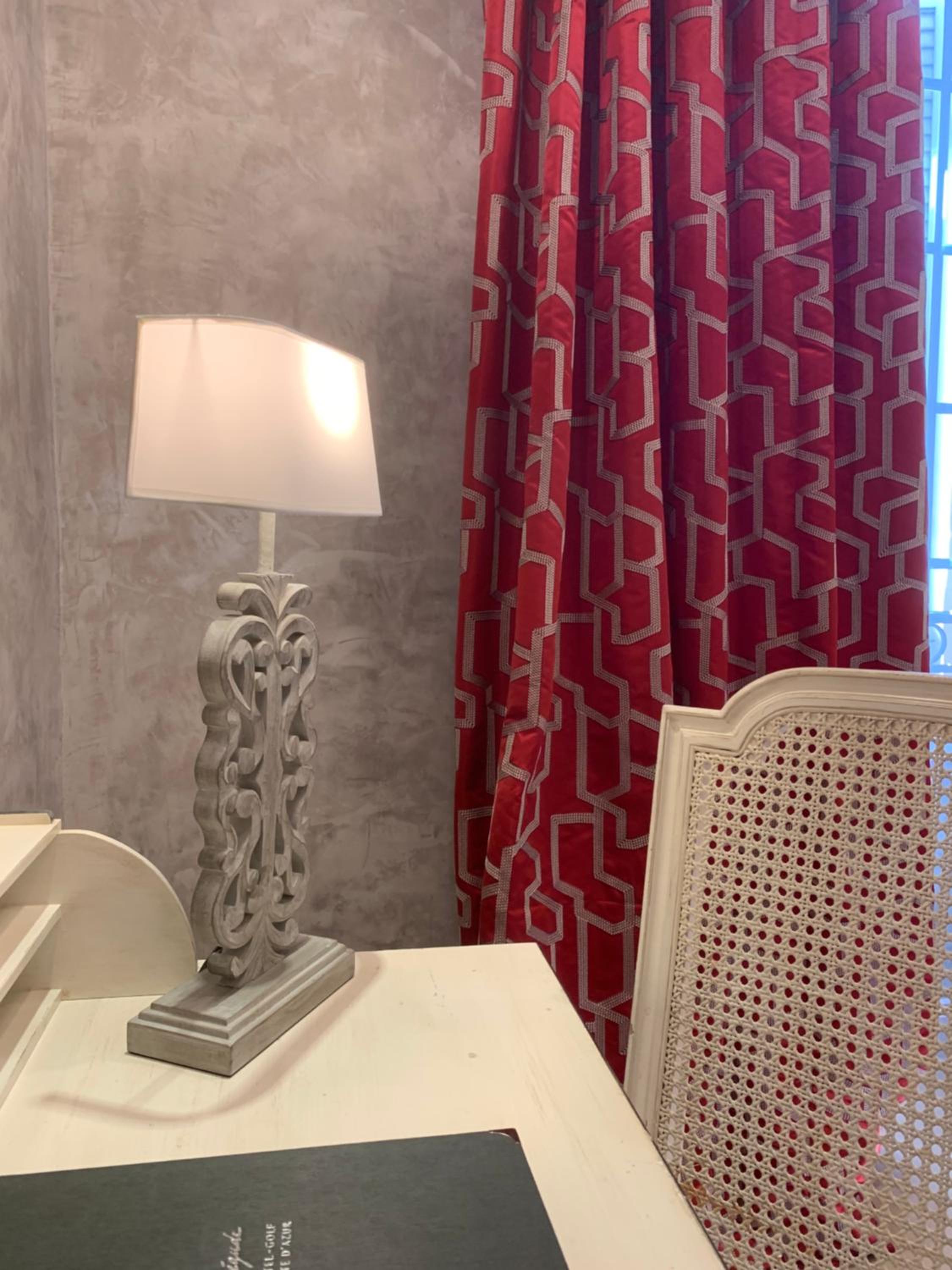 Deluxe Room - Photo 9