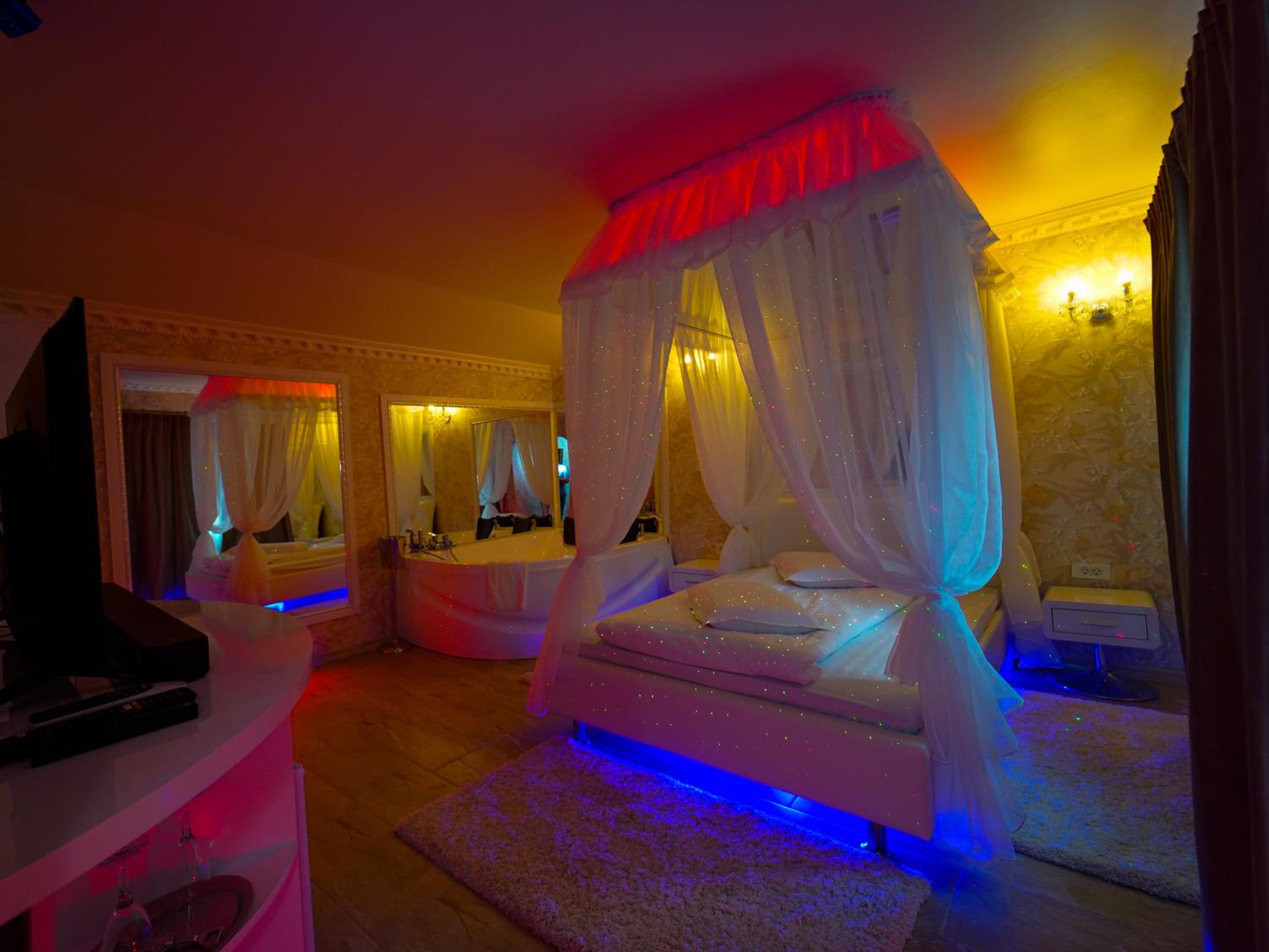 Room 4