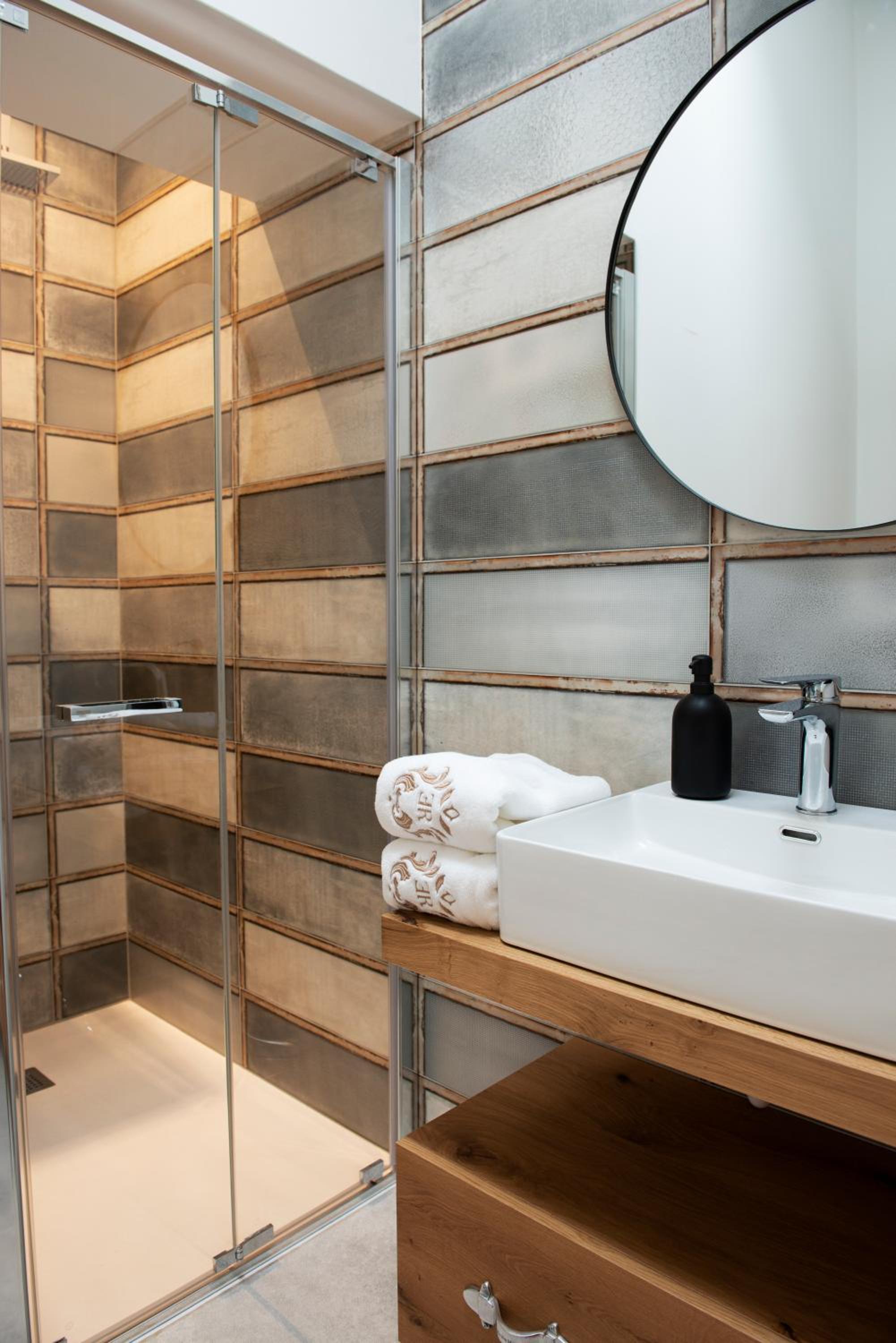 Penthouse Apartment - Photo 13