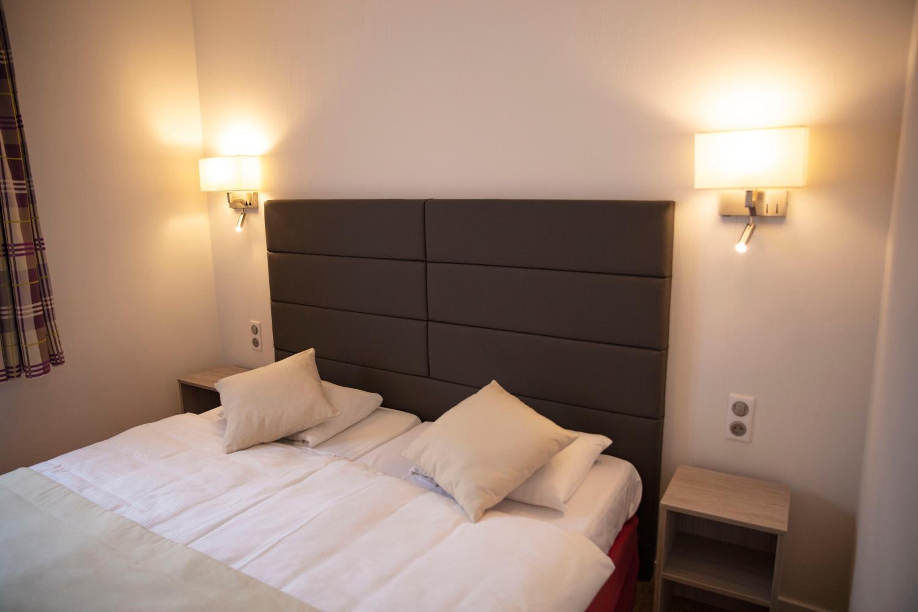 Superior Double Room - Photo 1