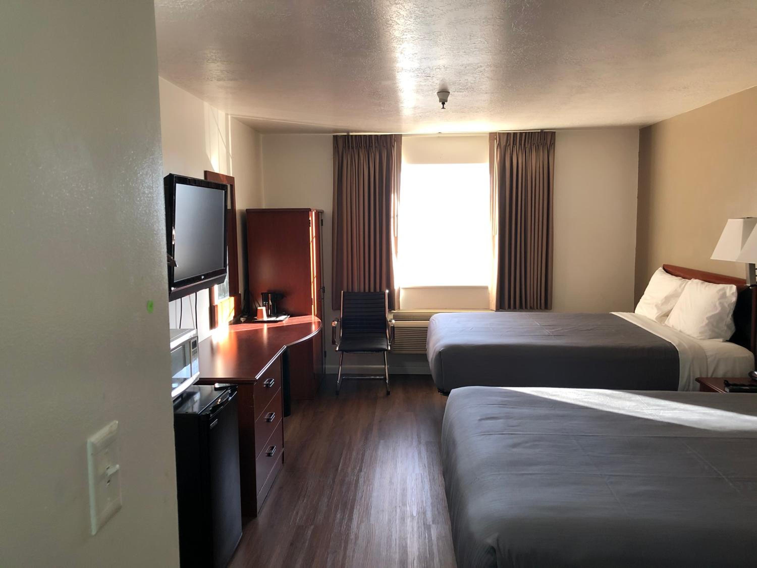 Queen Room with Two Queen Beds - Non-Smoking
