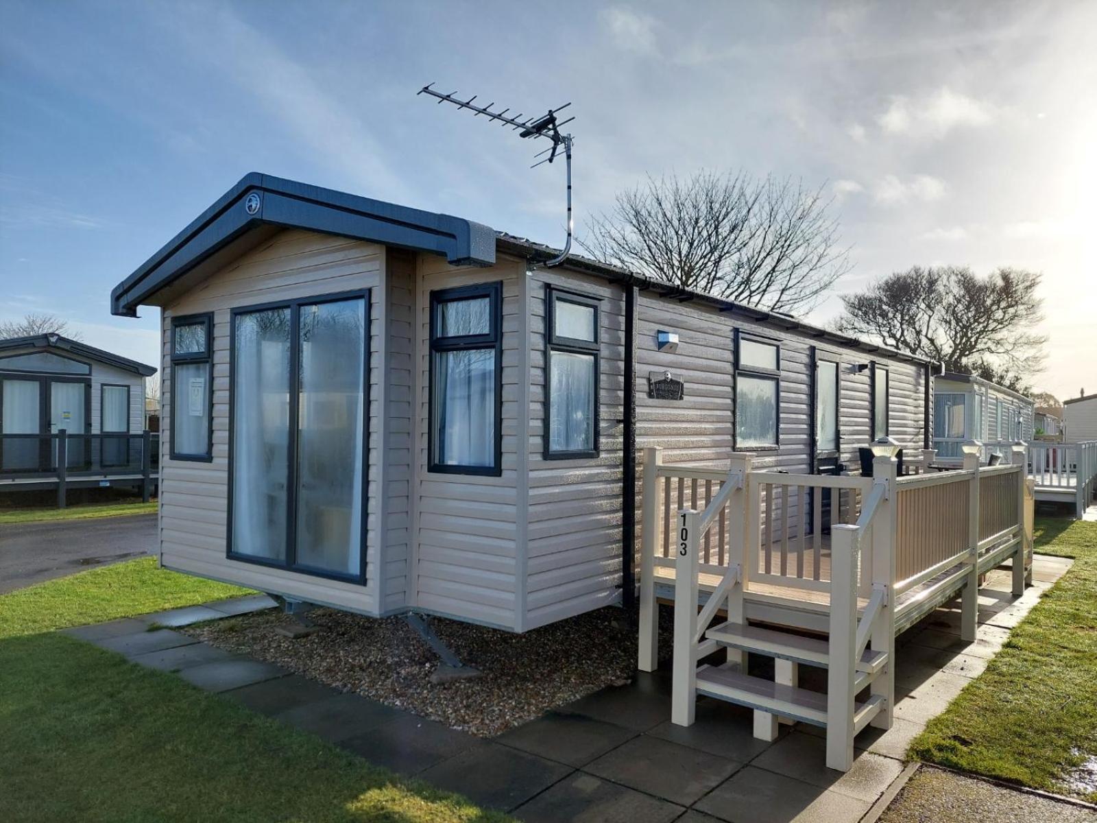 Caravan photo 2