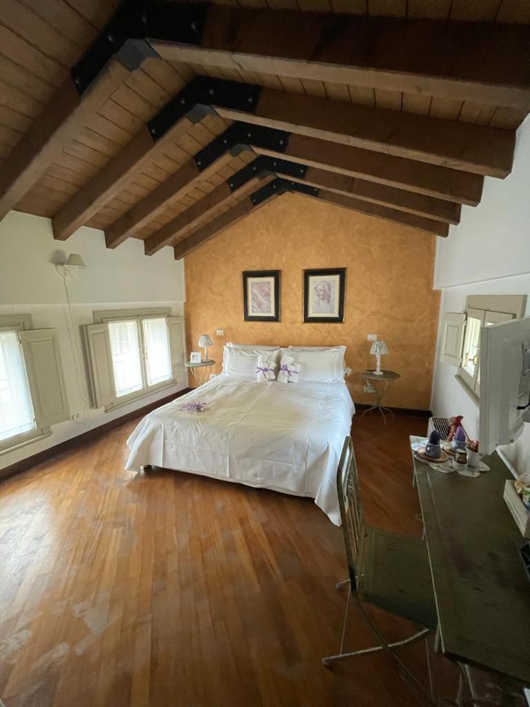 Superior Double Room - Photo 12