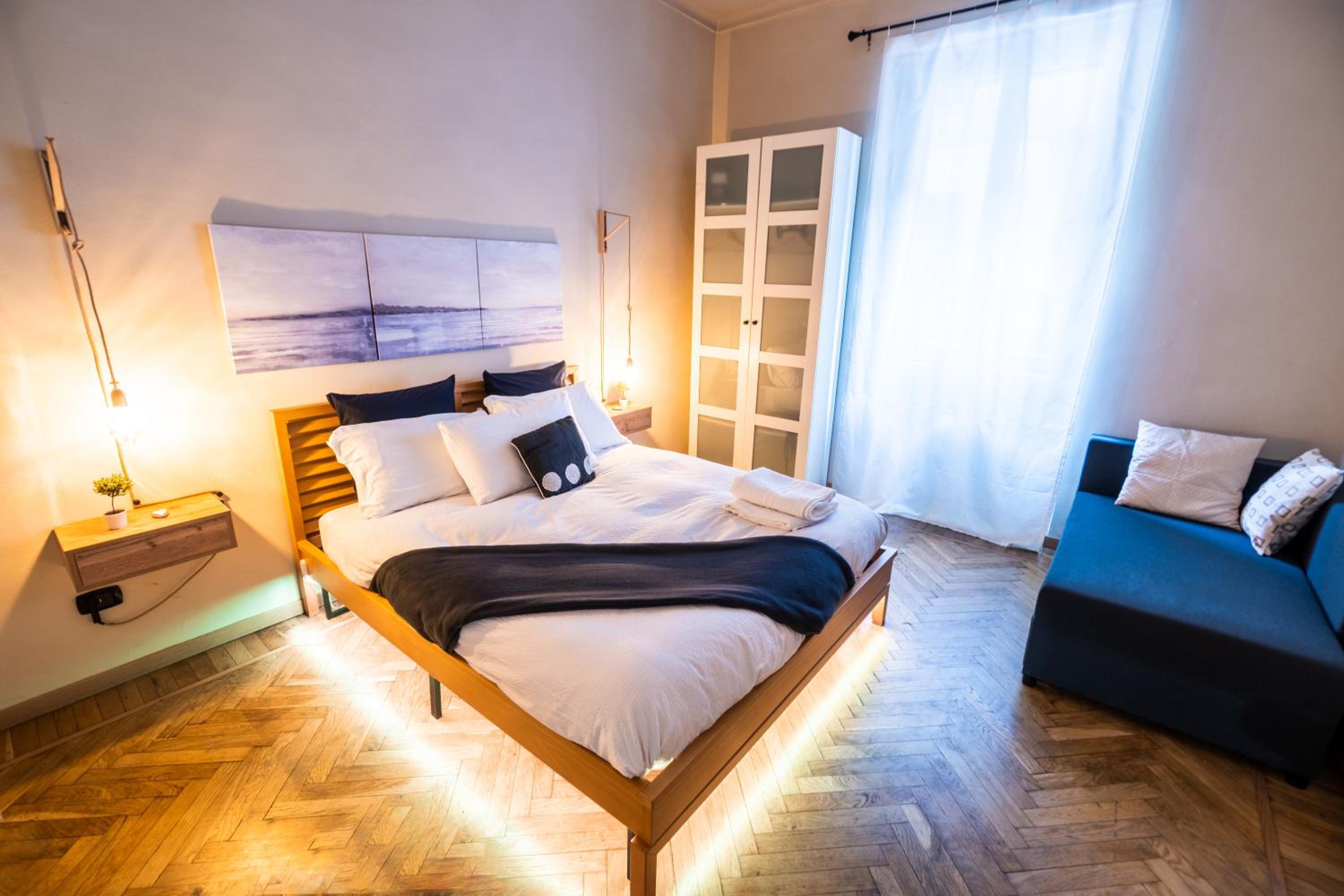 One-Bedroom Apartment