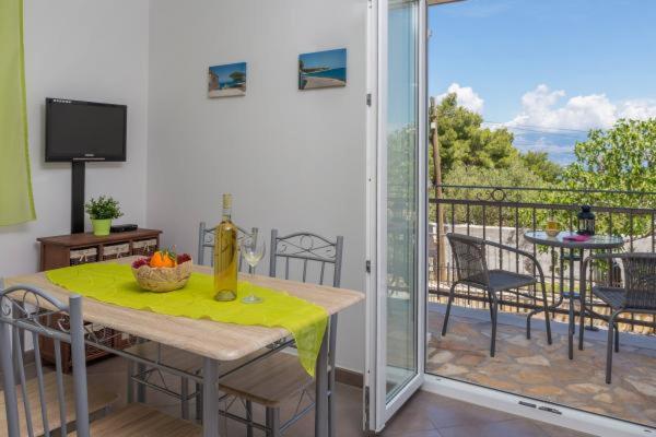 Apartment with Sea View photo 1