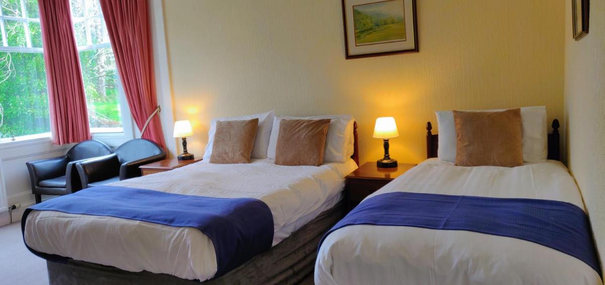 Standard Triple Room photo 2