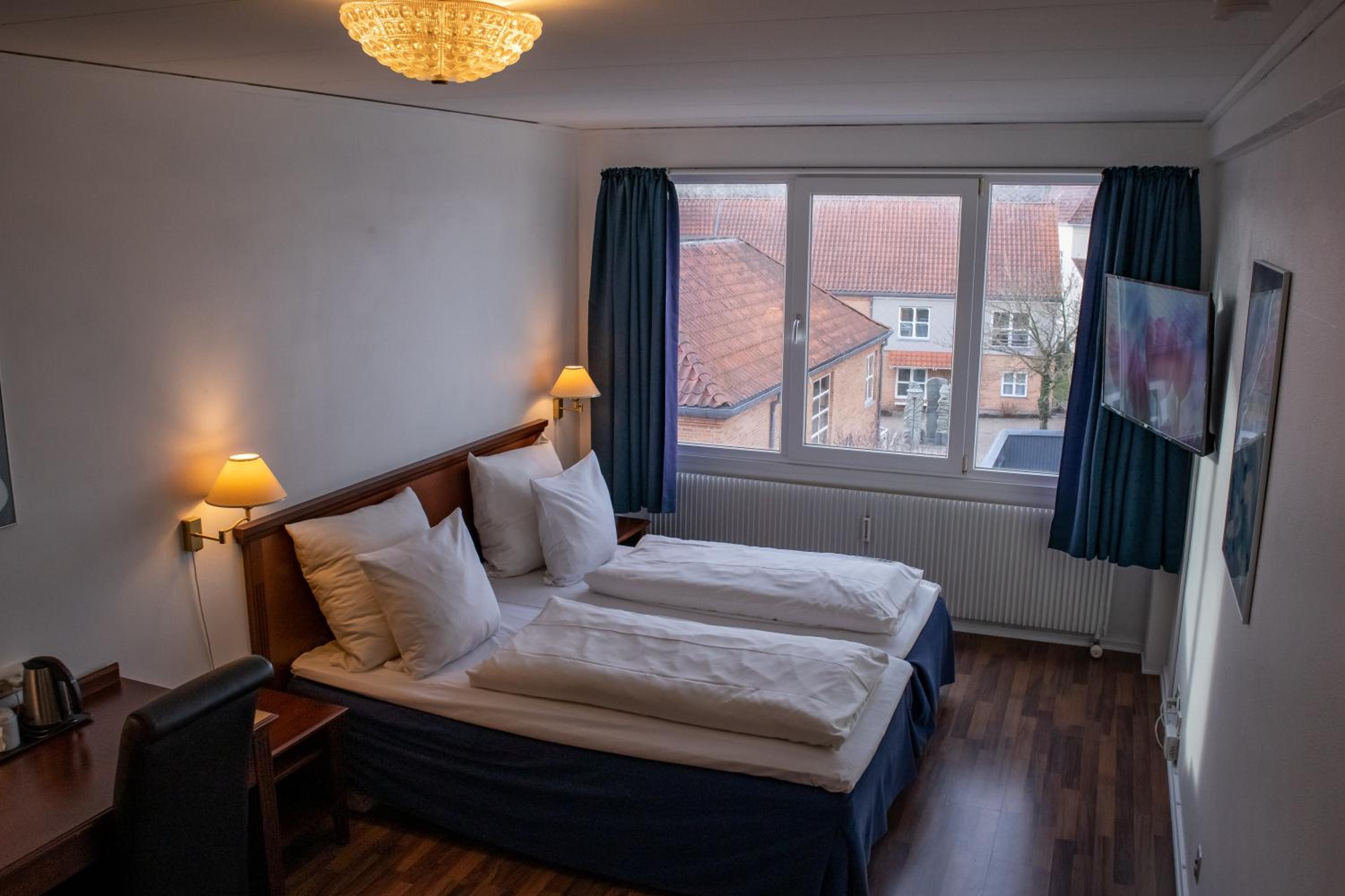 Double Room - Photo 1