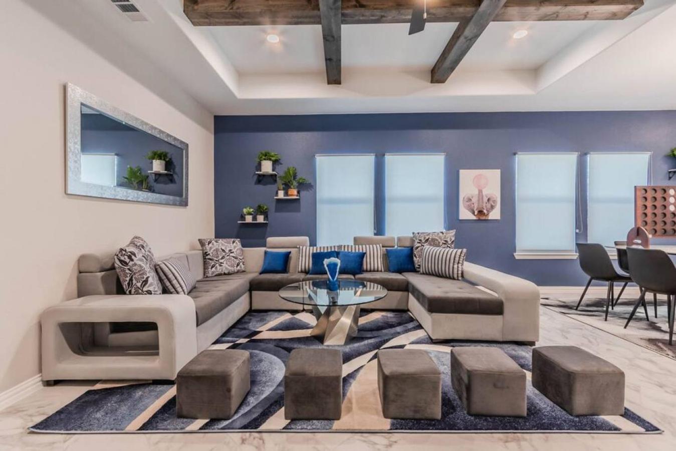 Four-Bedroom House - Photo 12