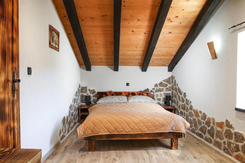 Three-Bedroom Villa photo 2