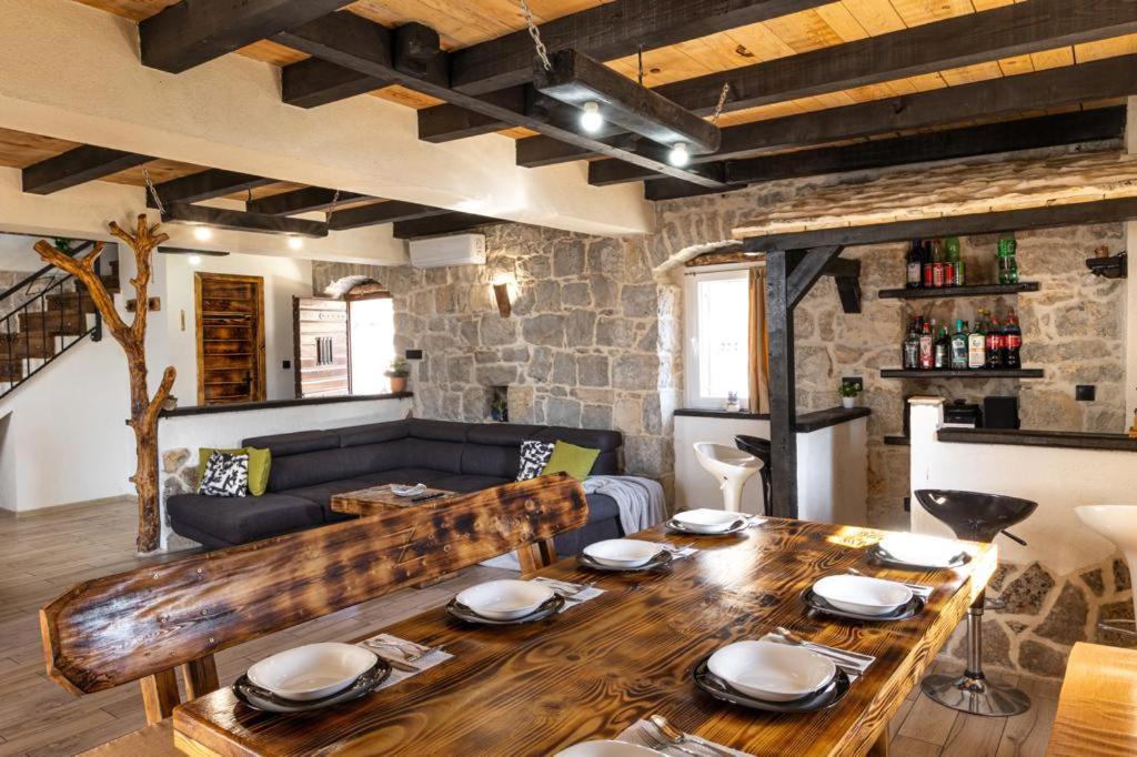 Three-Bedroom Villa photo 1