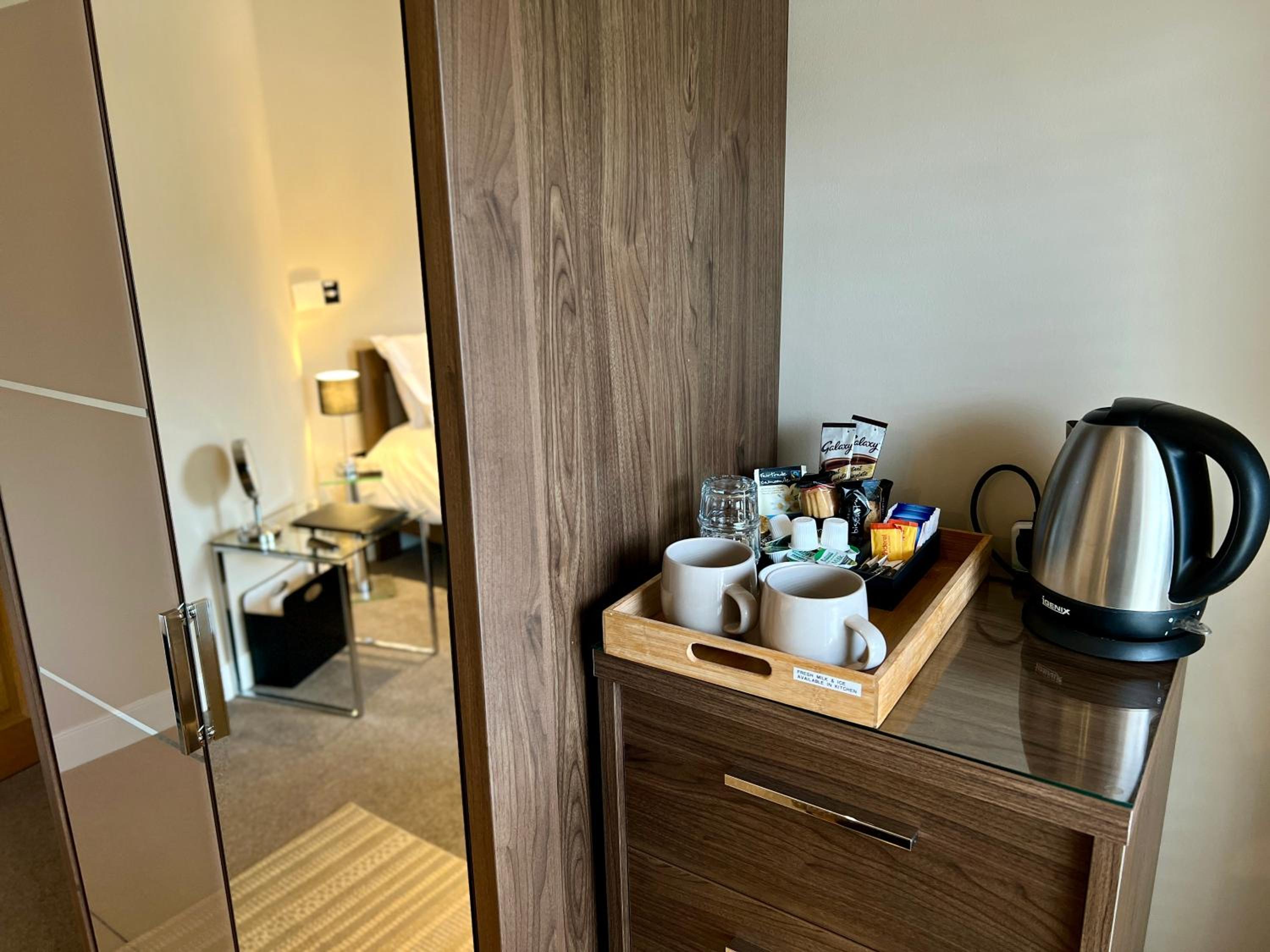 Deluxe Double Room with Balcony photo 2