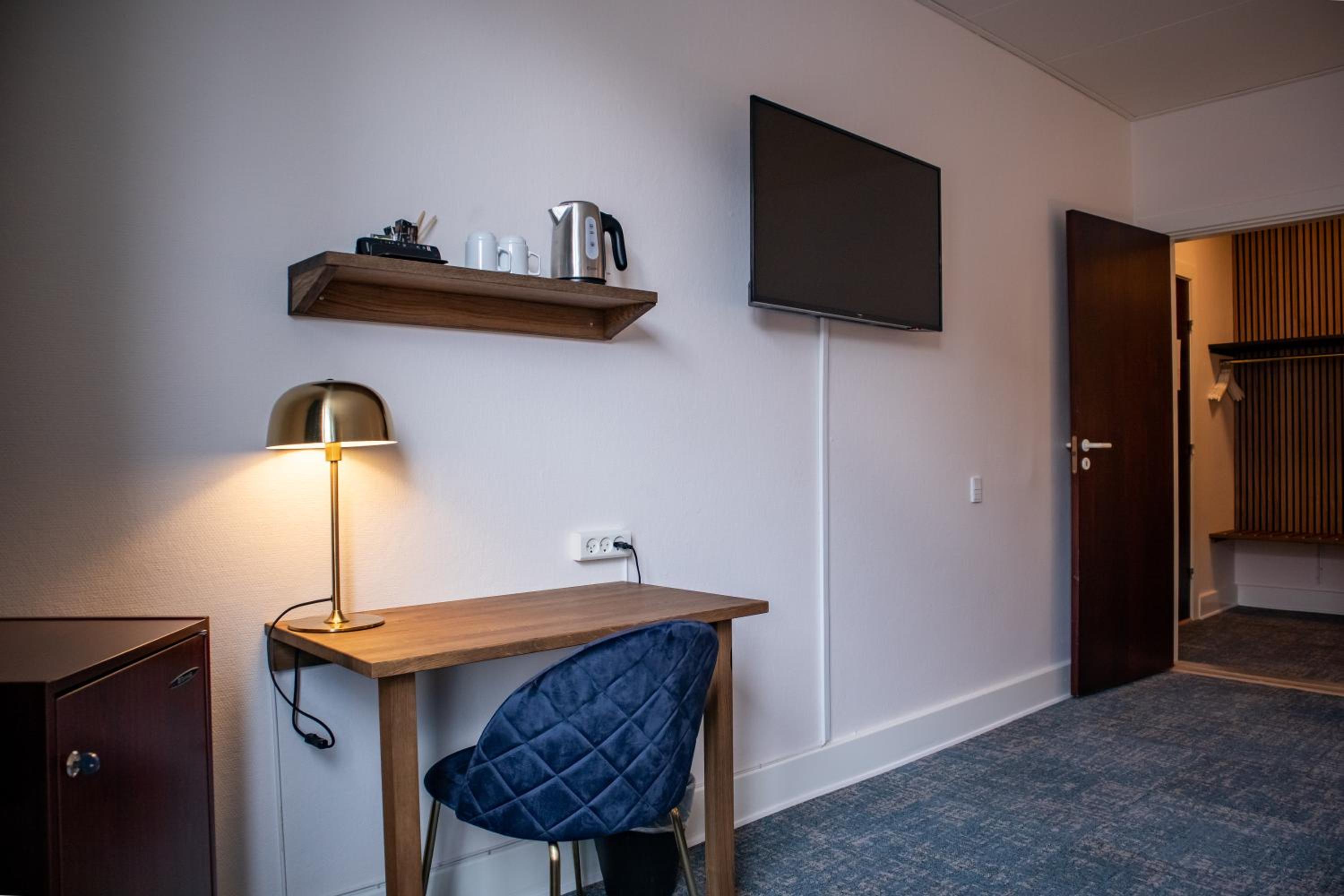 Superior Room - Photo 10