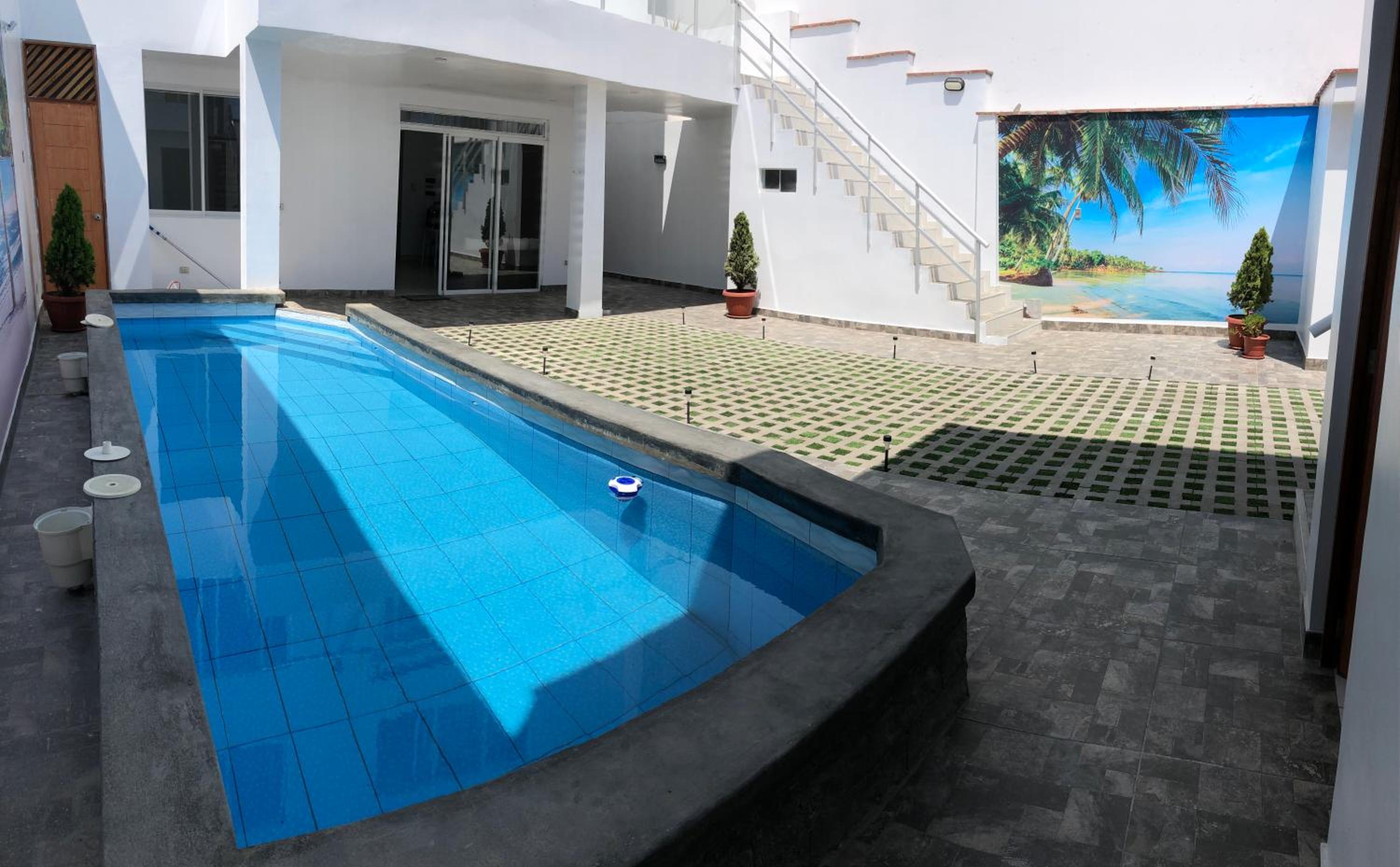 Double Room with Pool View photo 2
