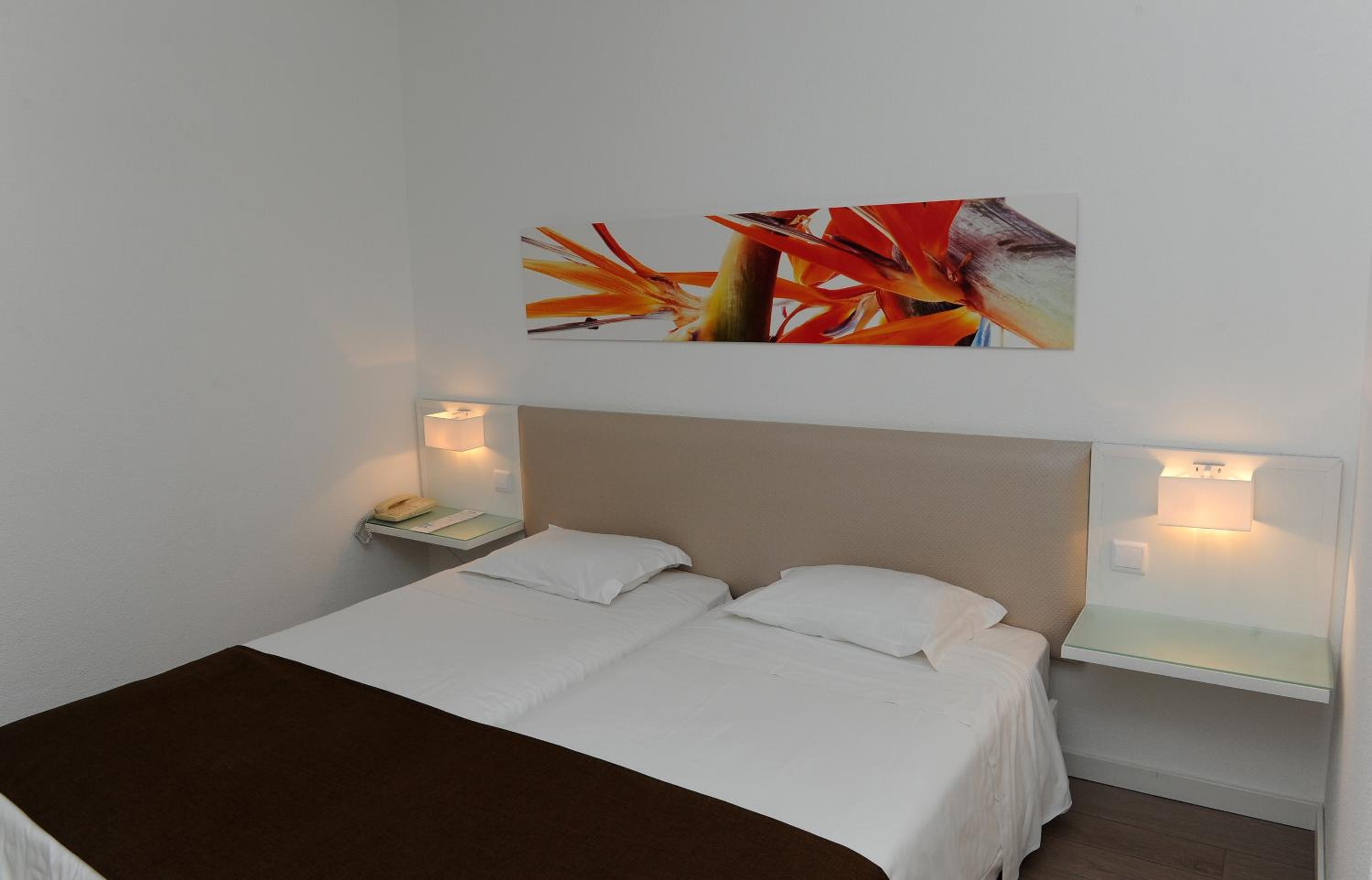 Triple Room - Photo 2
