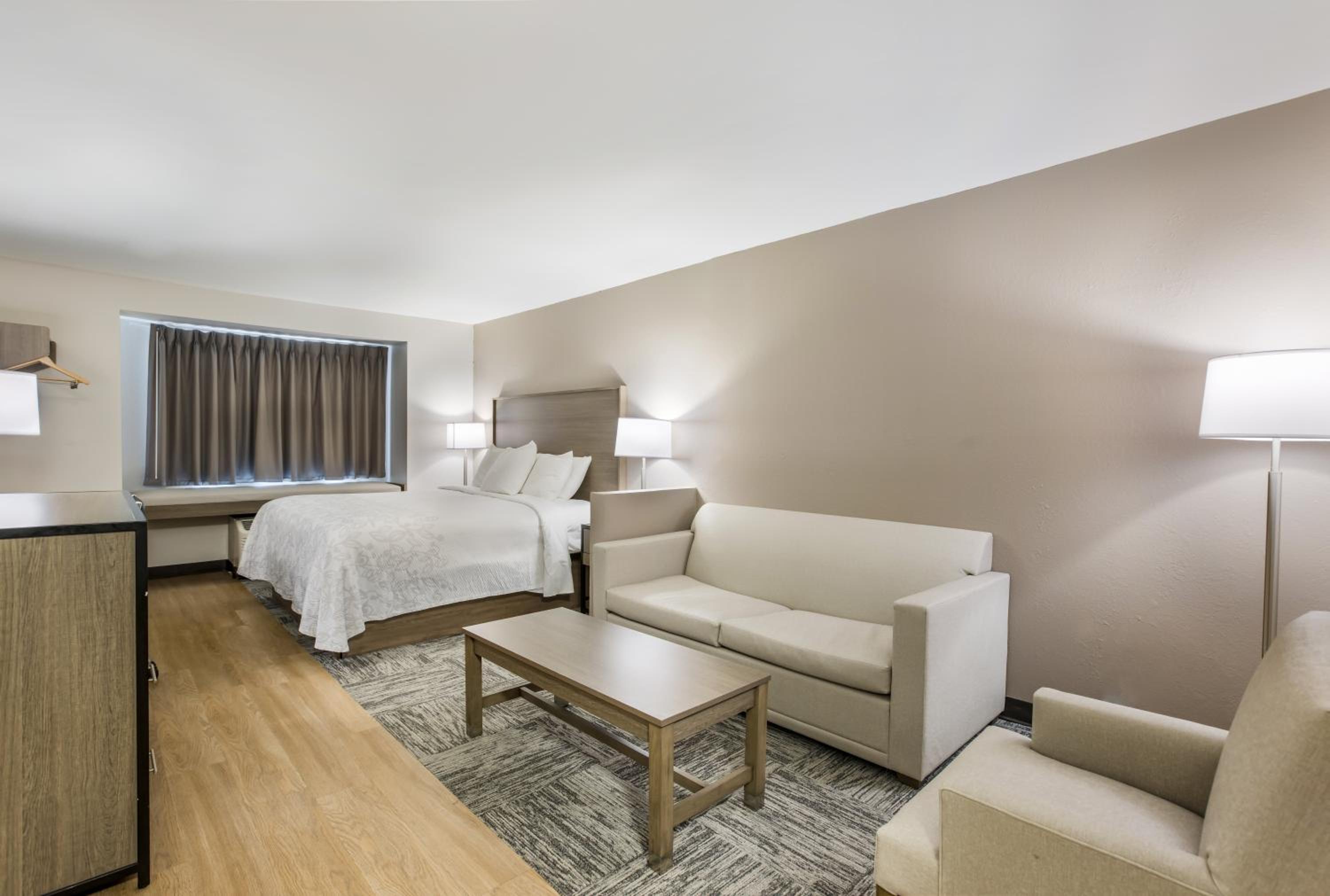 Suite King Room Smoke Free - Photo 3