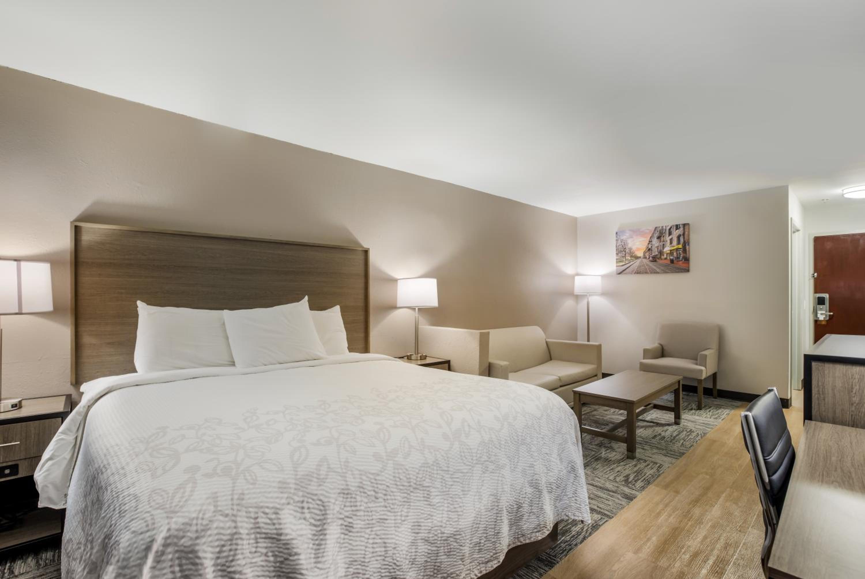 Suite King Room Smoke Free - Photo 1