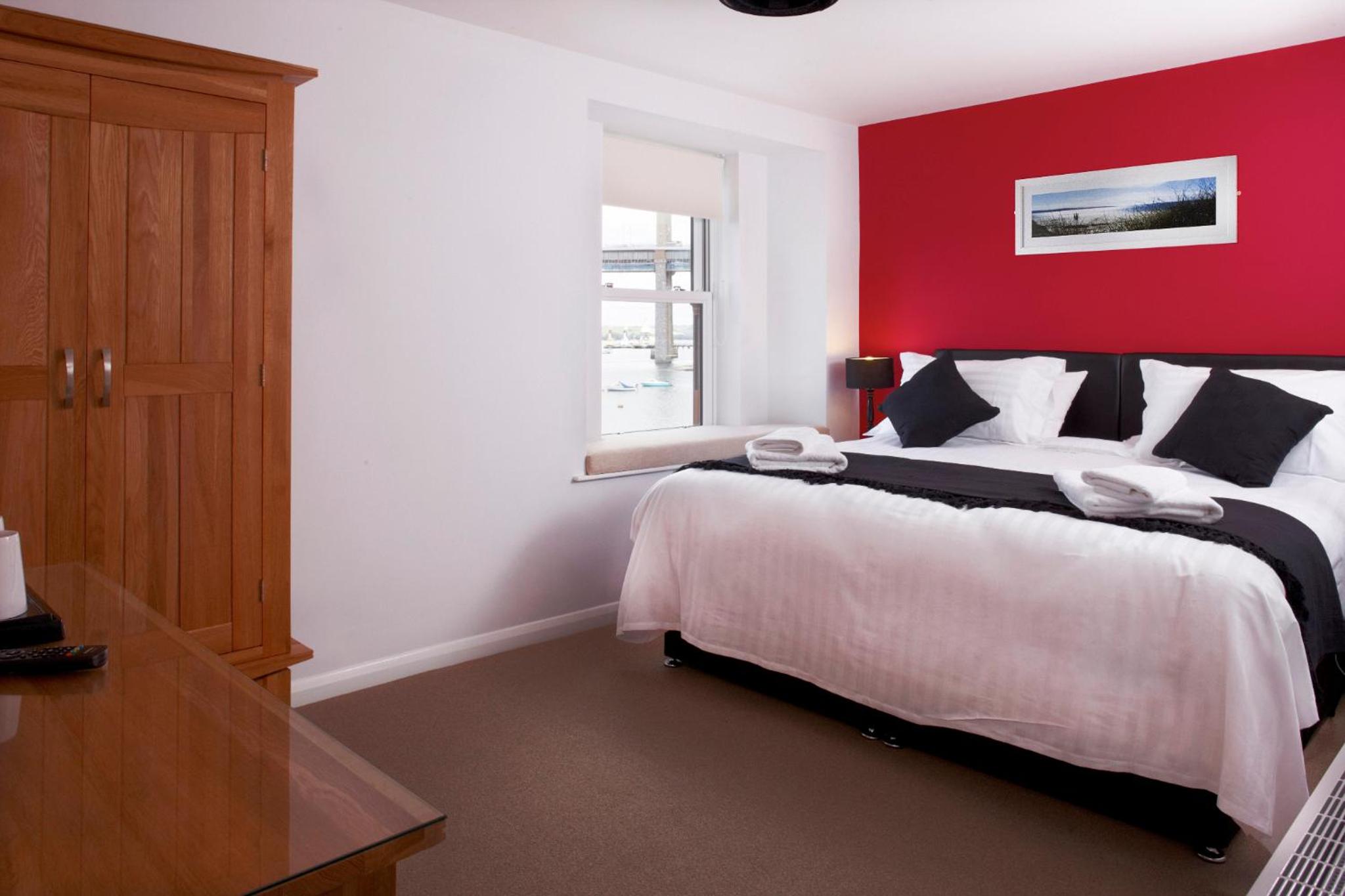 Deluxe Double or Twin Room with River View - Photo 1