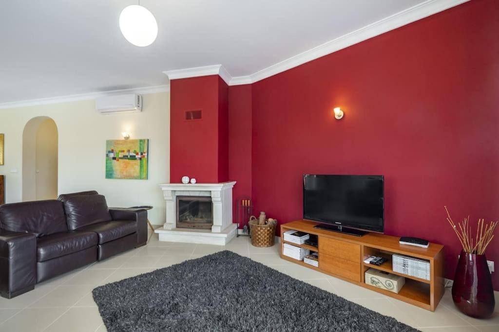 Villa photo 1