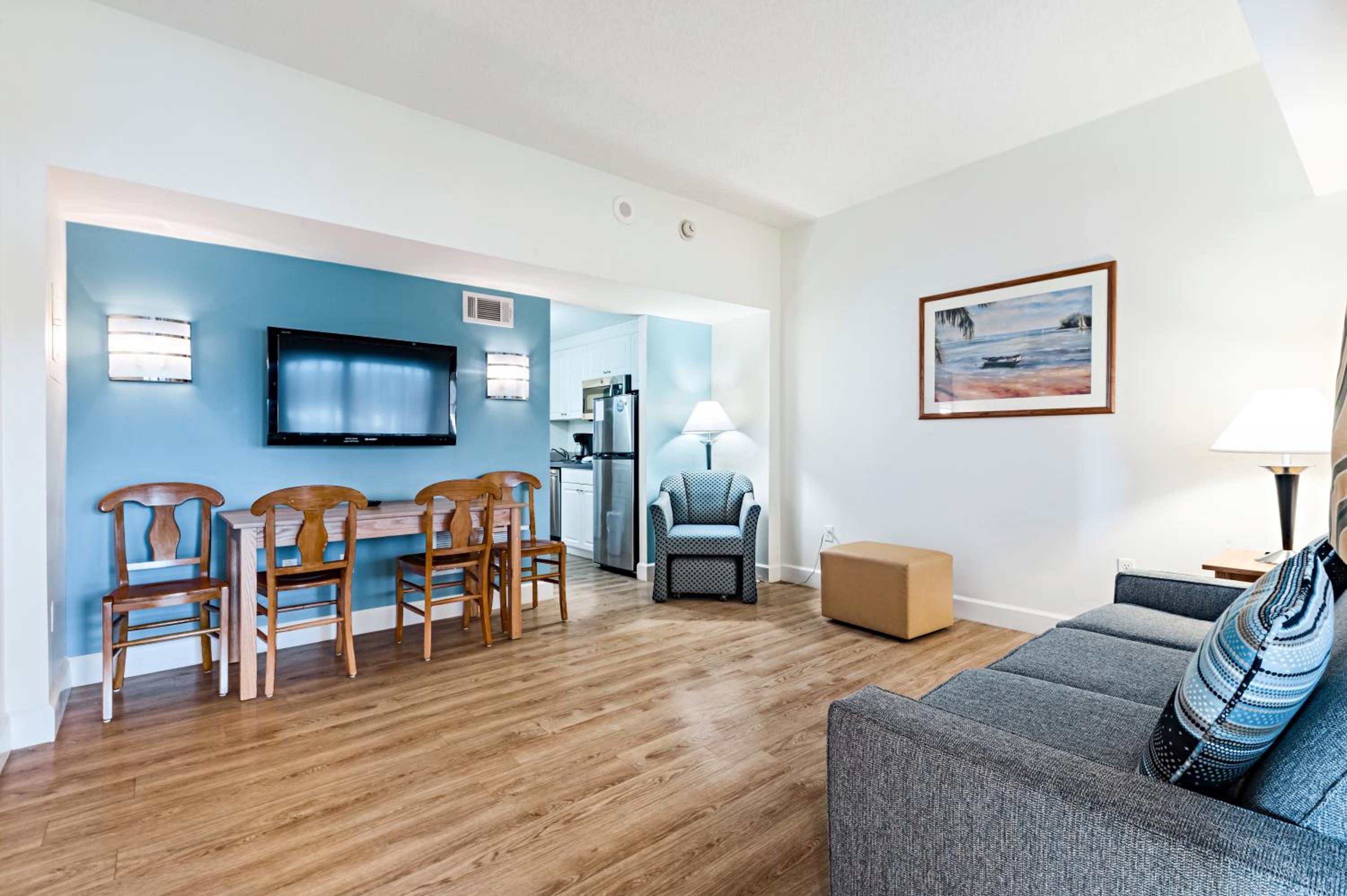 One-Bedroom Suite photo 1