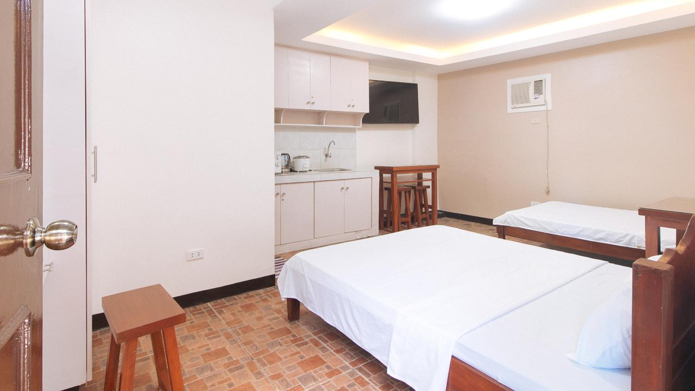 Standard Apartment - Photo 2
